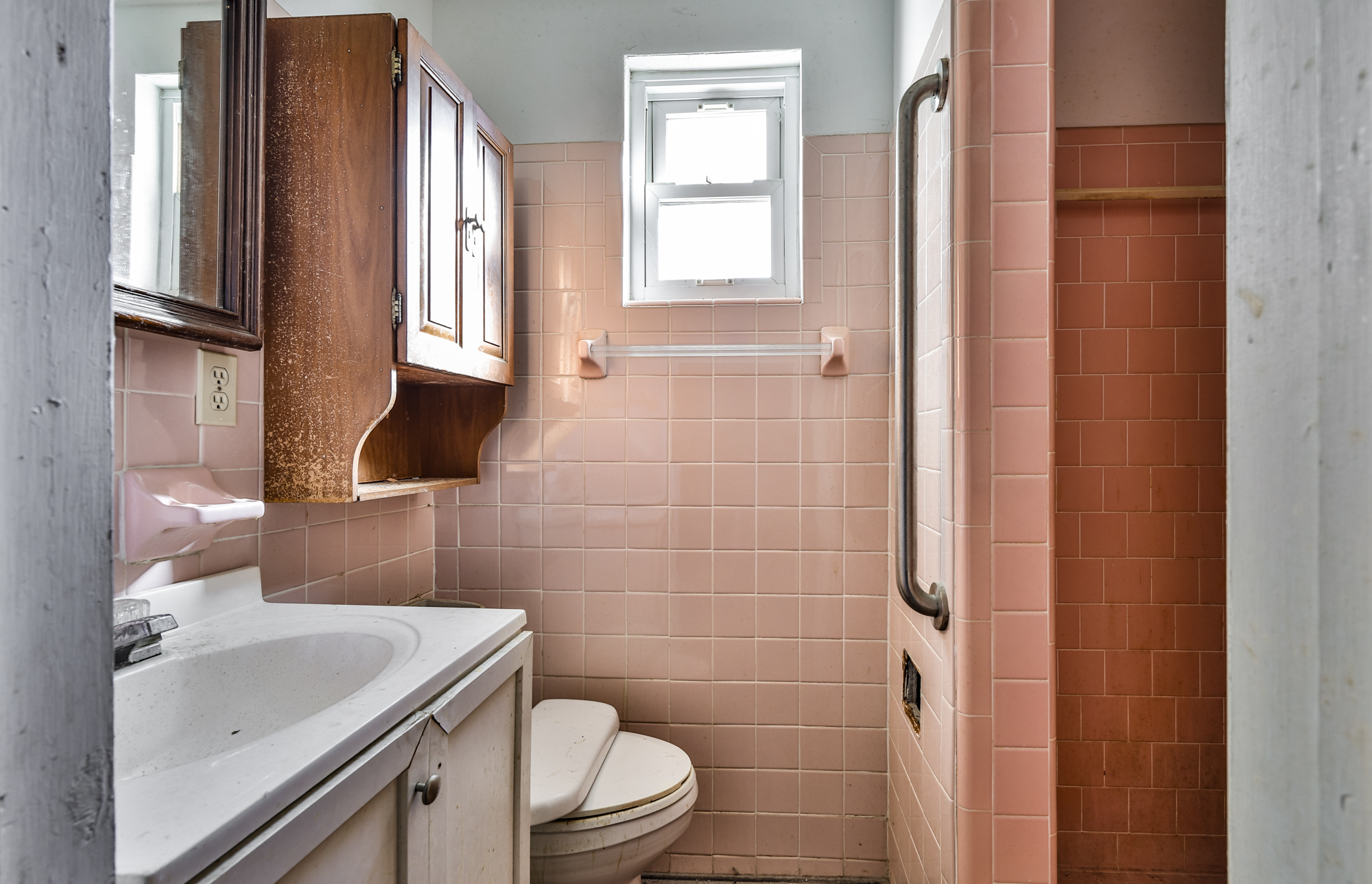 Ruskin, Florida, 33570, United States, 3 Bedrooms Bedrooms, ,2 BathroomsBathrooms,Residential,For Sale,2002551