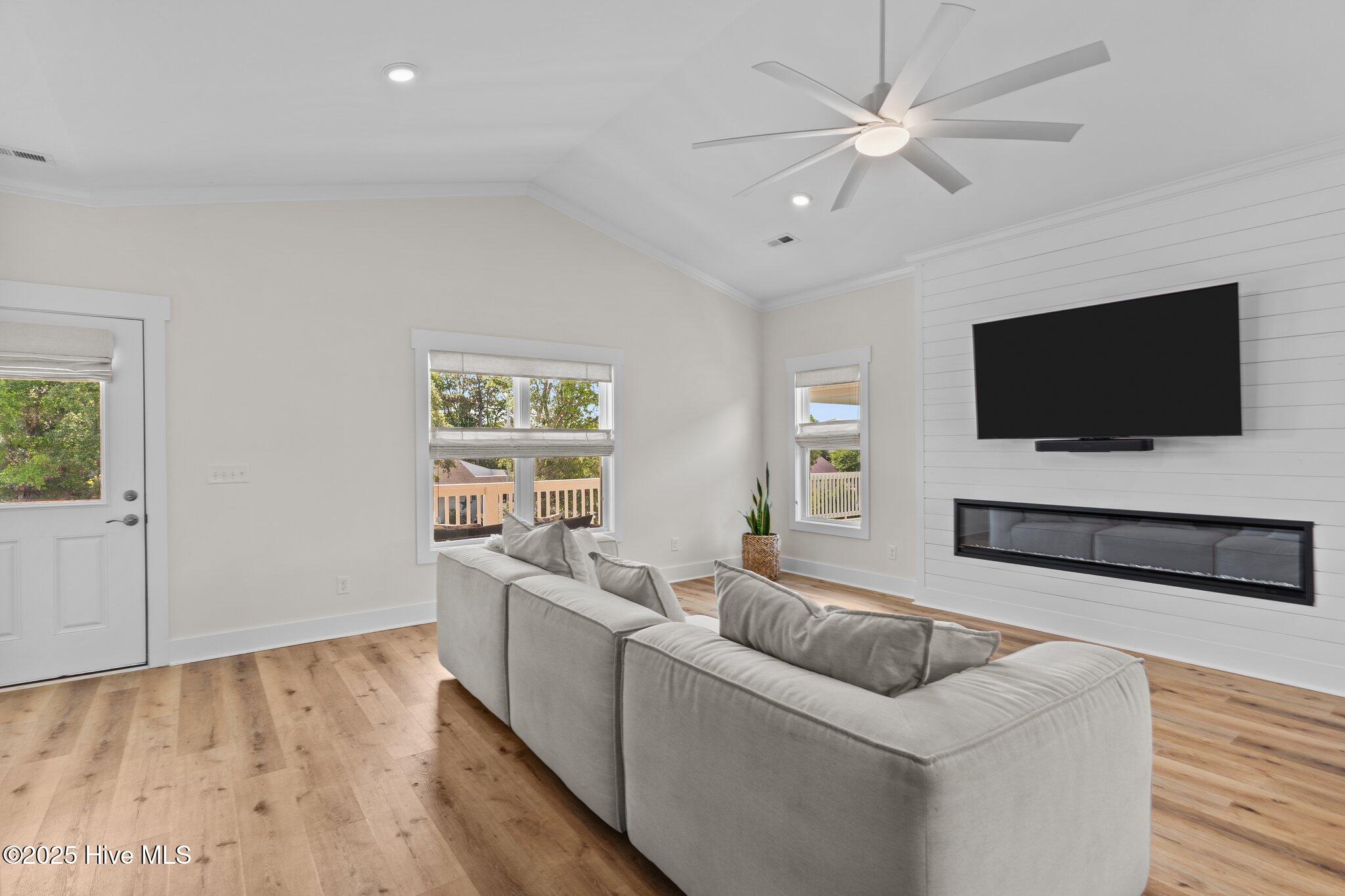 Carolina Beach, North Carolina, 28428, United States, 3 Bedrooms Bedrooms, ,2 BathroomsBathrooms,Residential,For Sale,1931980