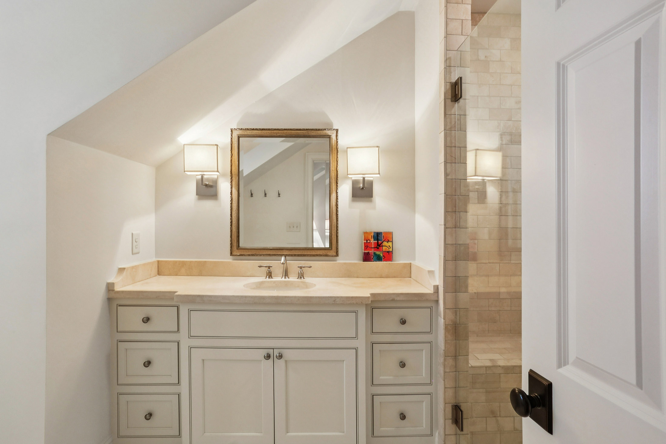  Exceptional Garden Hills Townhome Combines Luxury, Location and Lifestyle - 物件實景