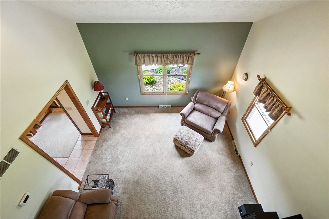 Adams Twp, Pennsylvania, 16046, United States, 3 Bedrooms Bedrooms, ,3 BathroomsBathrooms,Residential,For Sale,1896519