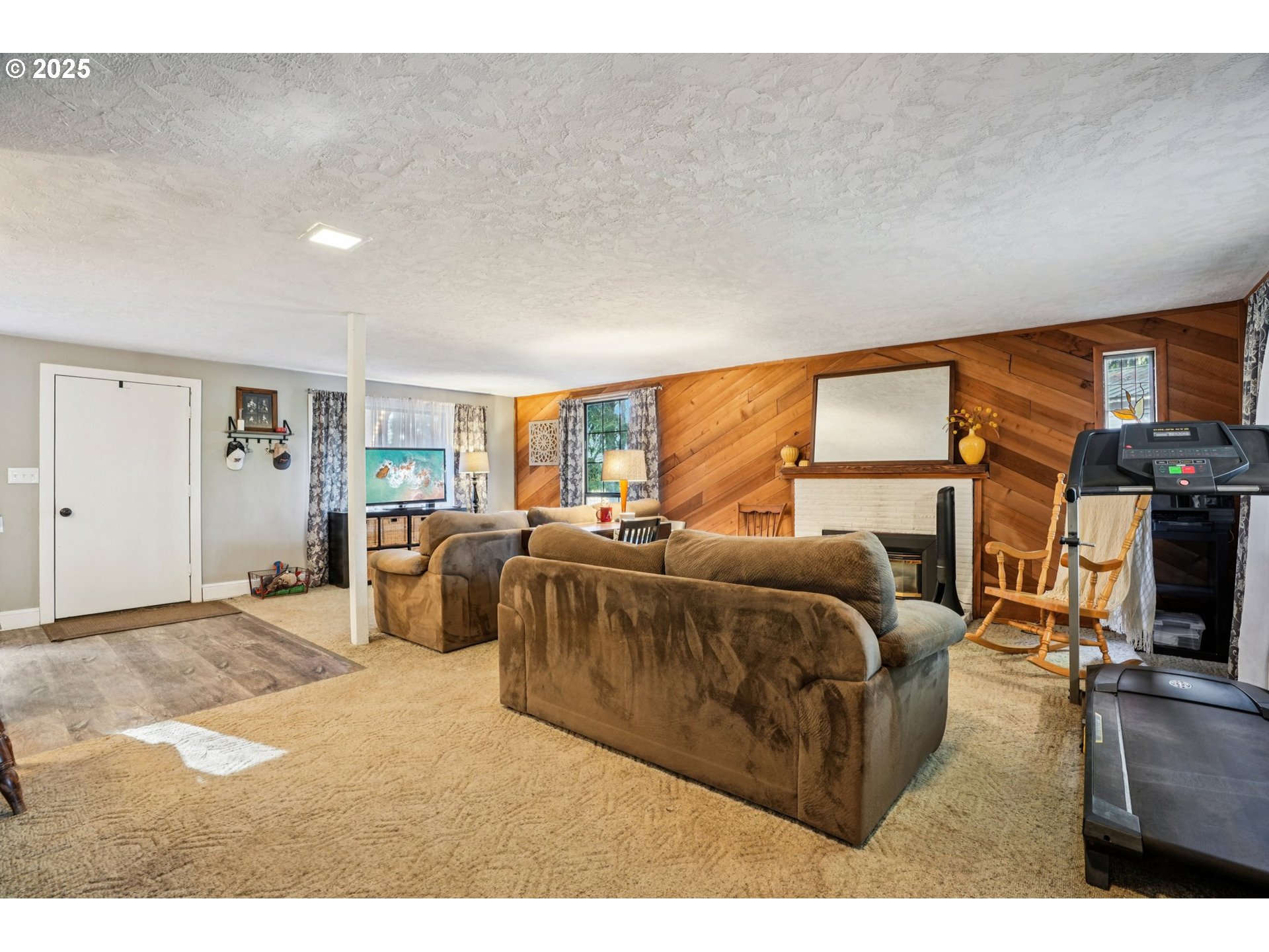 Ridgefield, Washington, 98642, United States, 3 Bedrooms Bedrooms, ,1 BathroomBathrooms,Residential,For Sale,1975959