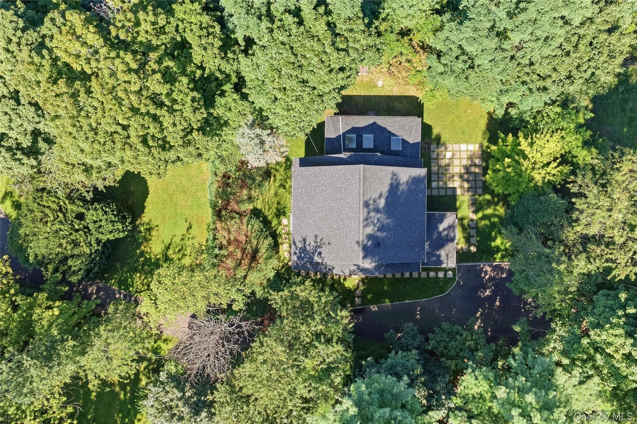  10 The Locusts, Roslyn Estates, NY, 11576 - 物件實景