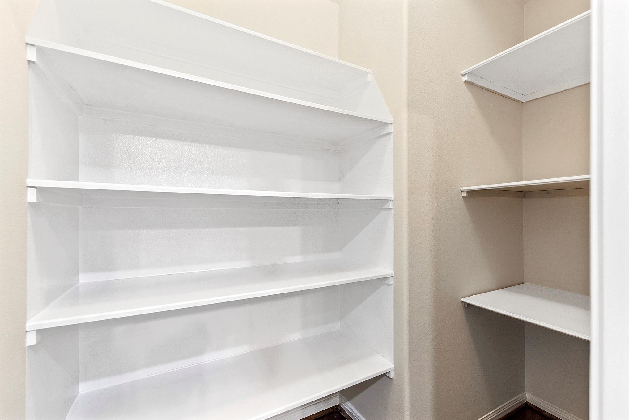 Katy, Texas, 77494, United States, 6 Bedrooms Bedrooms, ,4 BathroomsBathrooms,Residential,For Sale,1986069