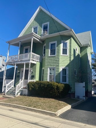 Malden, Massachusetts, 02148, United States, 6 Bedrooms Bedrooms, ,3 BathroomsBathrooms,Residential,For Sale,1860886