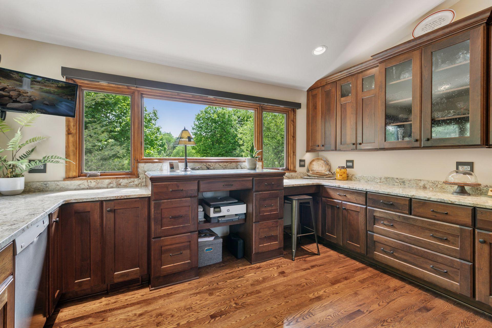 Chanhassen, Minnesota, 55318, United States, 5 Bedrooms Bedrooms, ,2 BathroomsBathrooms,Residential,For Sale,1847378