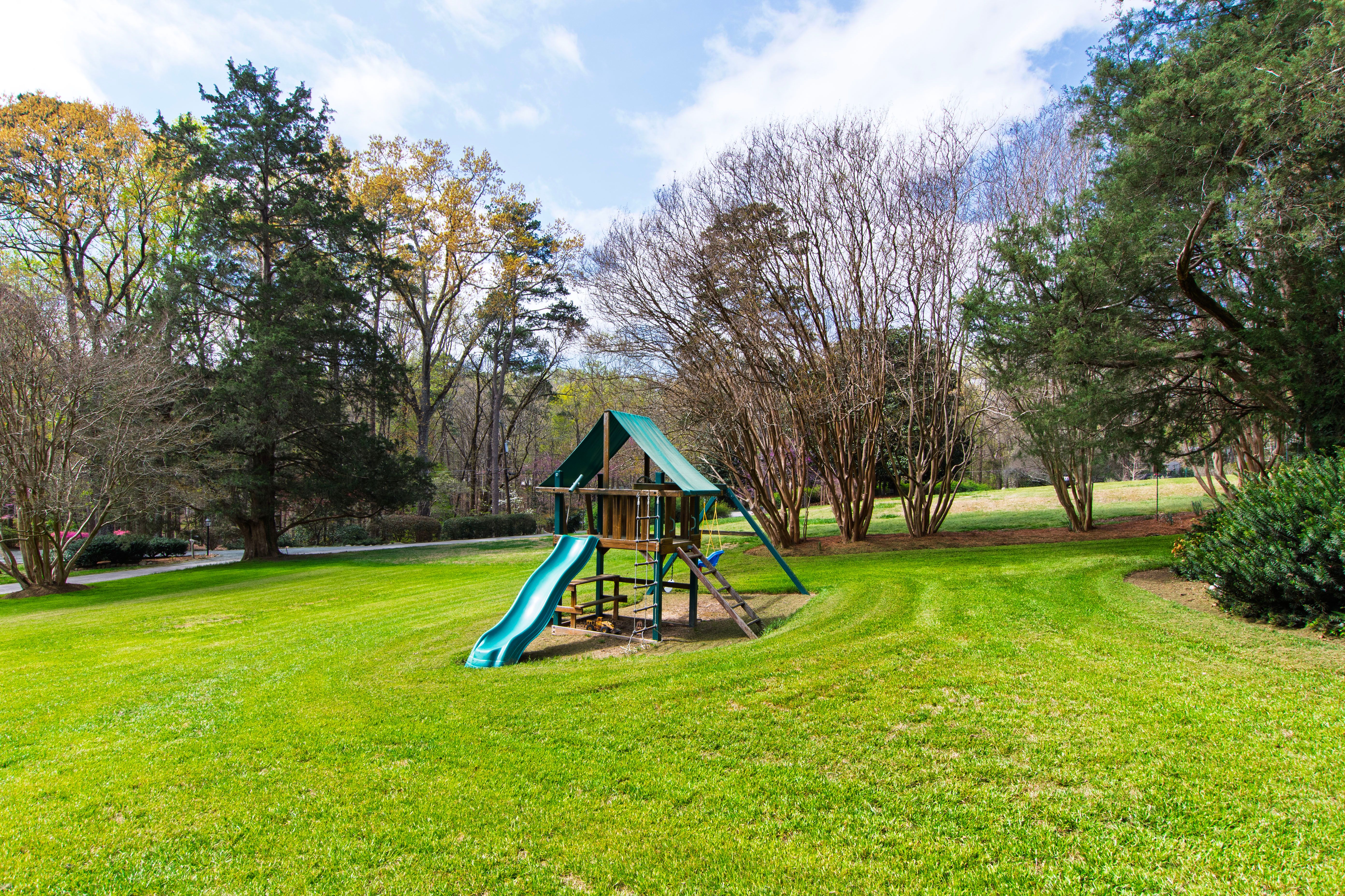  223 Hillcrest Circle, Chapel Hill, NC 27514 - 物件實景