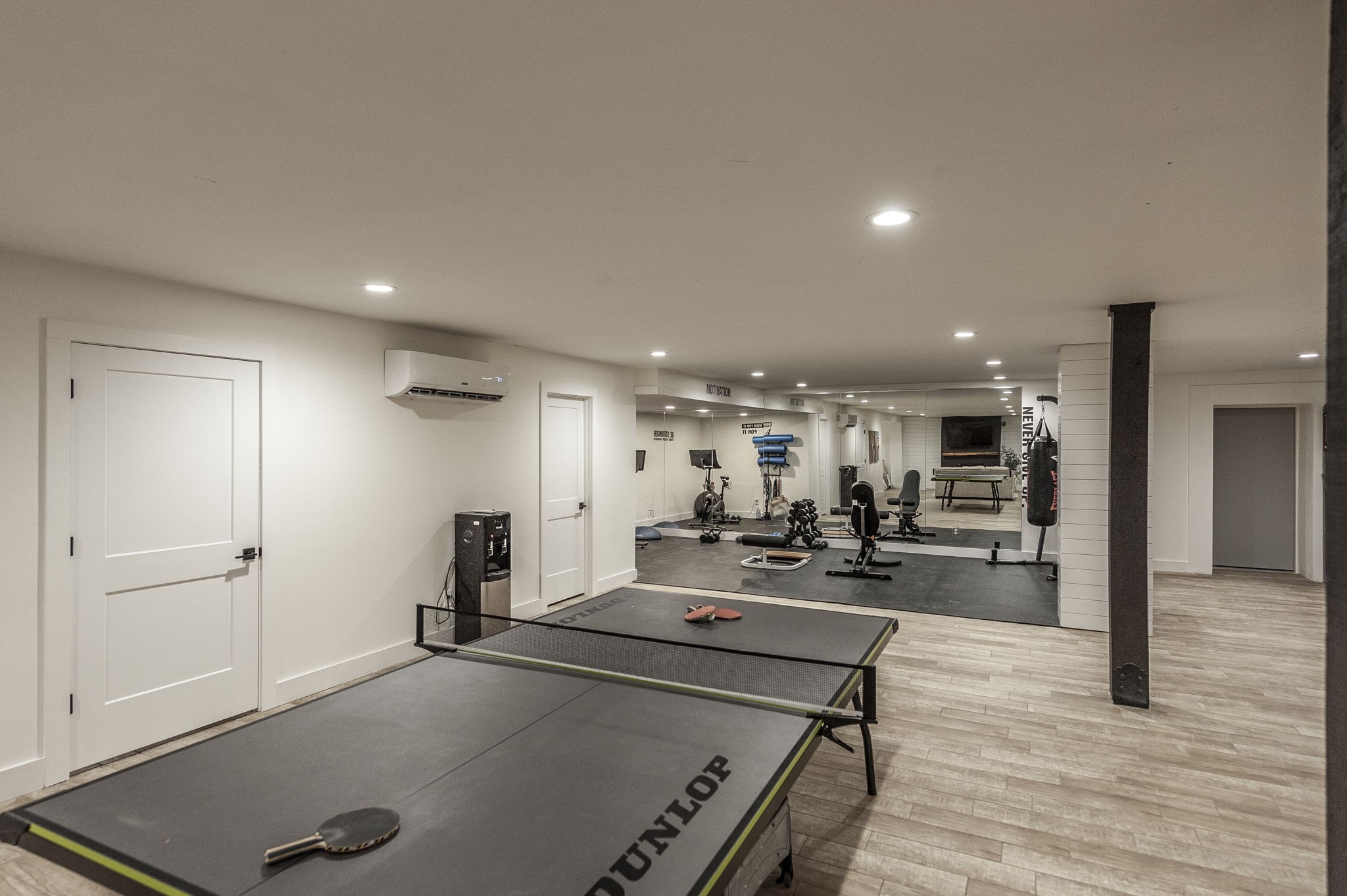 Goodlettsville, Tennessee, 37072, United States, 4 Bedrooms Bedrooms, ,6 BathroomsBathrooms,Residential,For Sale,1996833