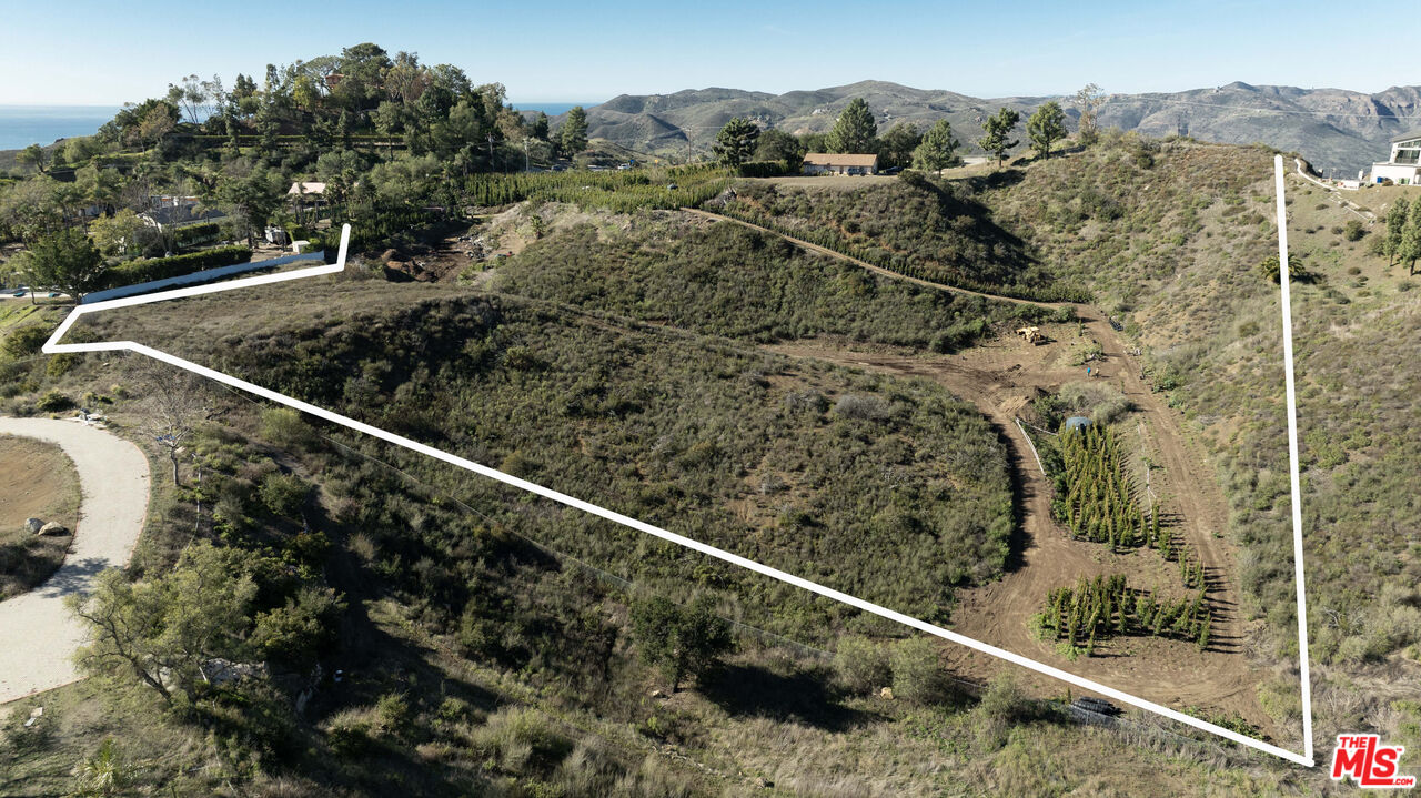 Malibu, California, 90265, United States, 2 Bedrooms Bedrooms, ,2 BathroomsBathrooms,Residential,For Sale,1795604