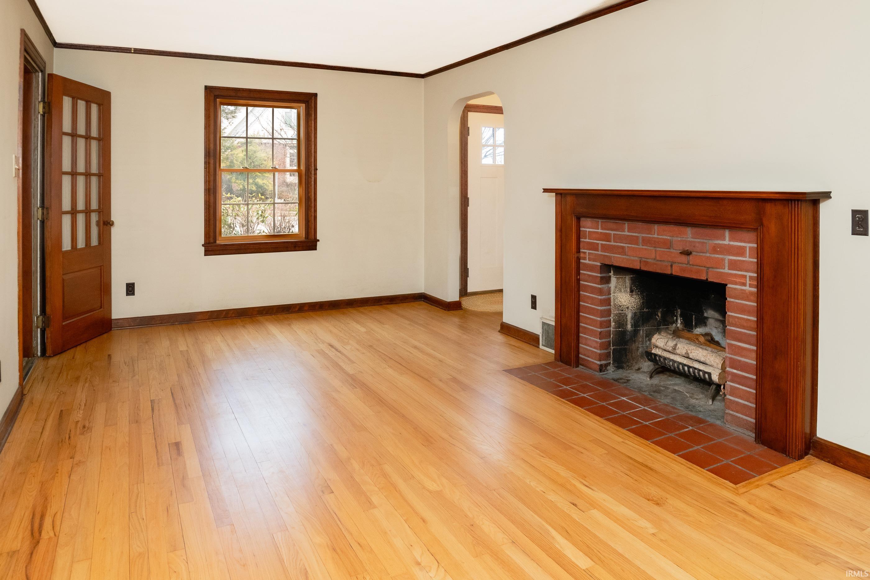 Bloomington, Indiana, 47401, United States, 3 Bedrooms Bedrooms, ,2 BathroomsBathrooms,Residential,For Sale,1982502