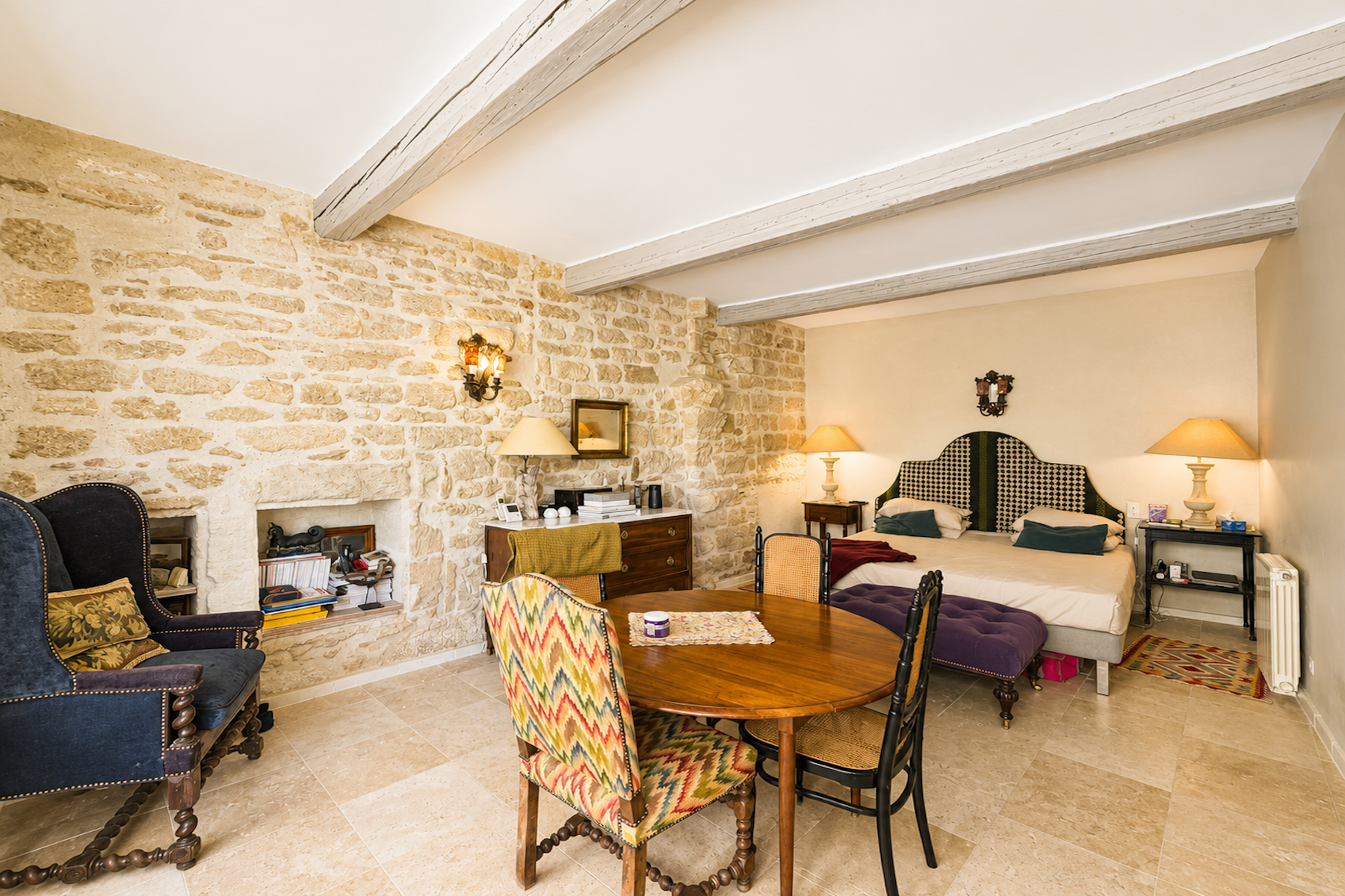  Exceptional Apartment with Garden Terrace in a Historic Mansion in Uzès - 物件實景