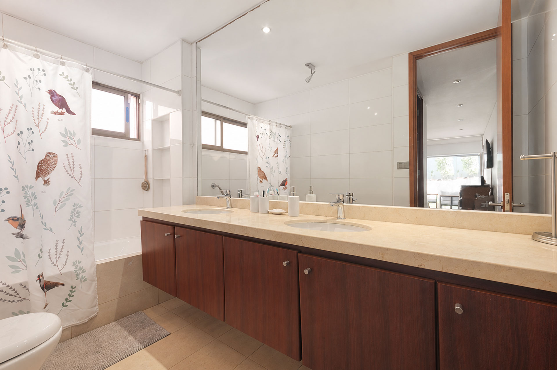  Remodeled Mediterranean-Style House in San Carlos de Apoquindo - 物件實景