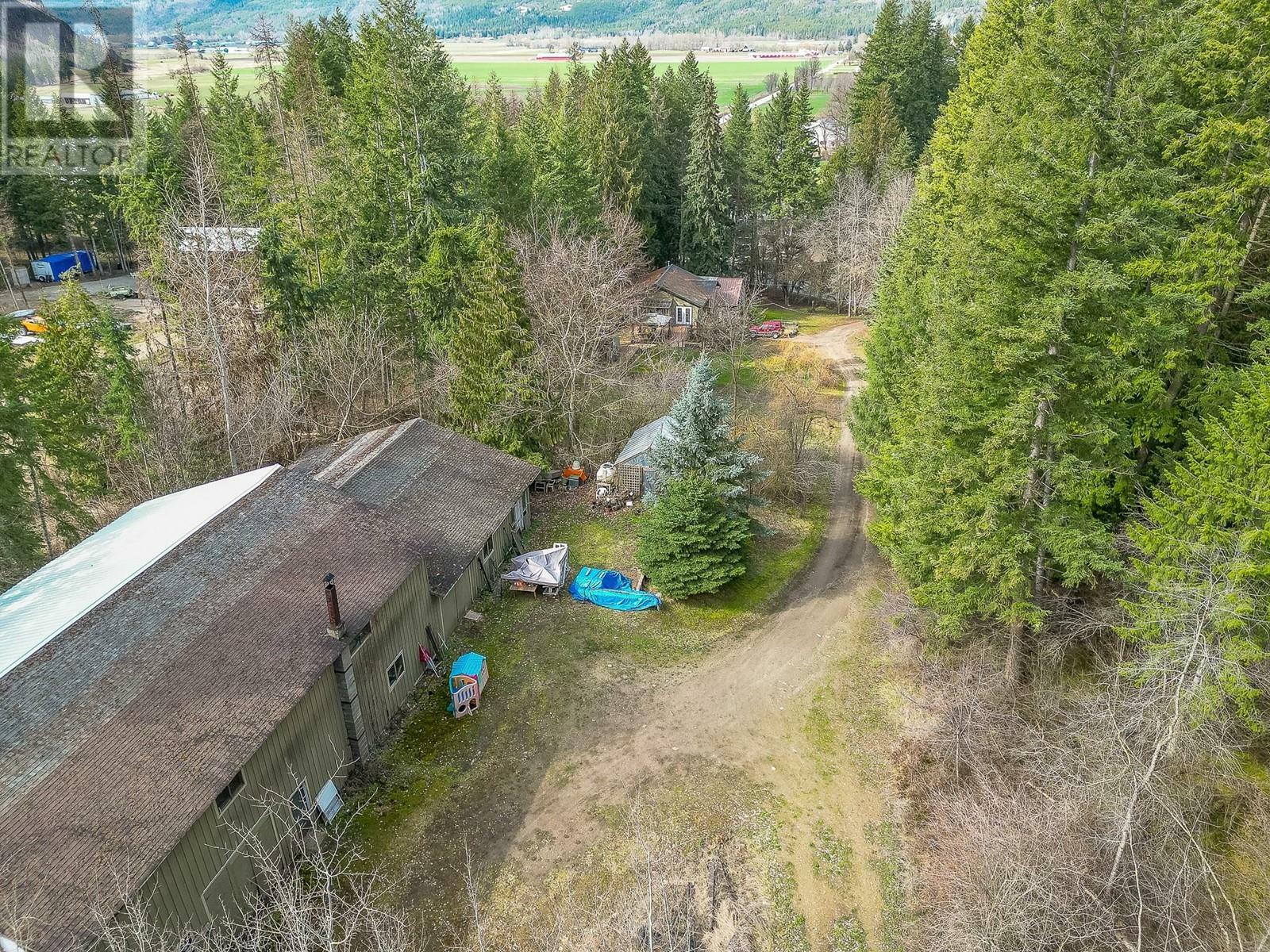 SALMON ARM, British Columbia, V1E 3C2, CA, 5 Bedrooms Bedrooms, ,3 BathroomsBathrooms,Residential,For Sale,1838319