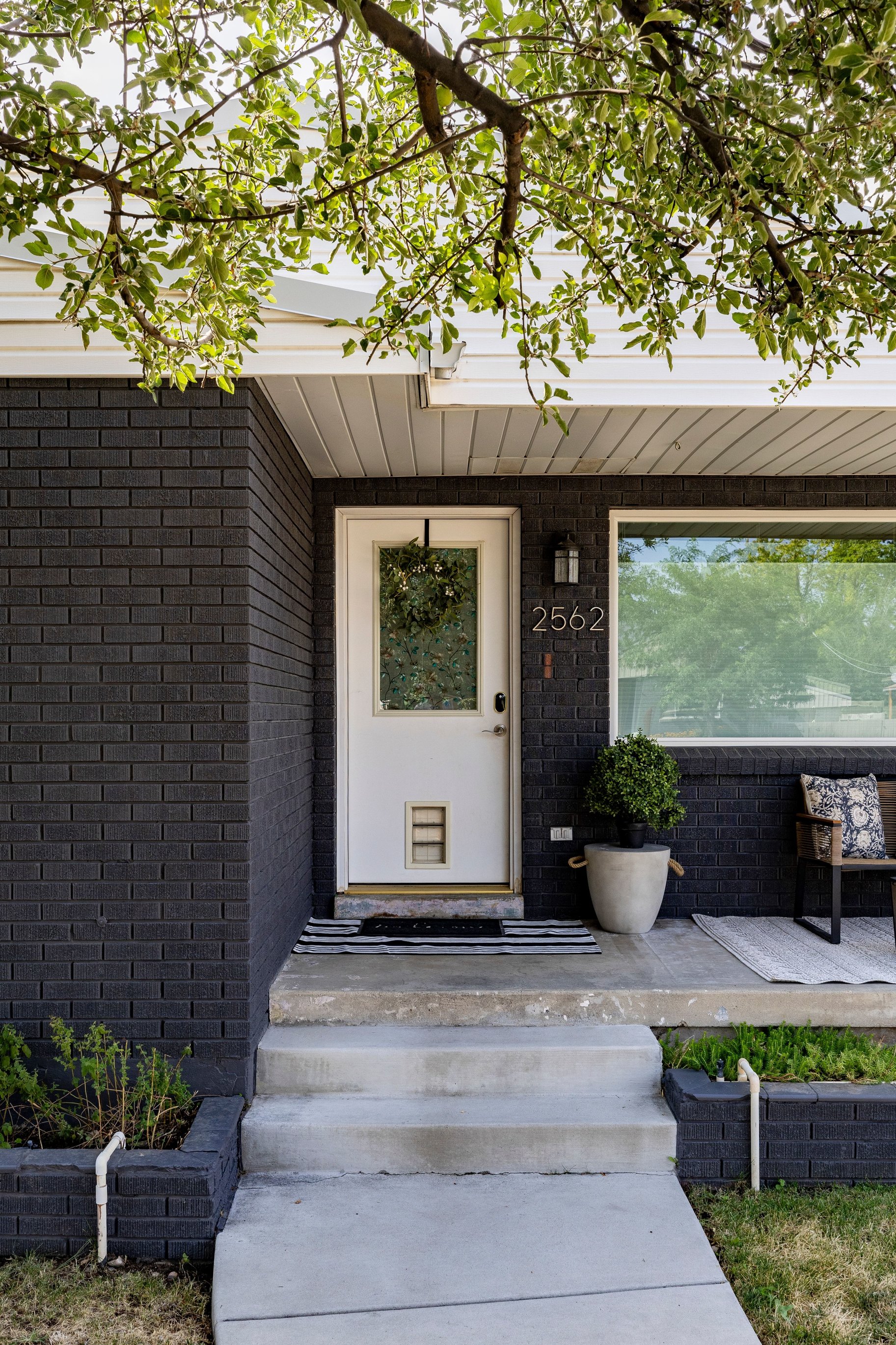 Updated Millcreek Home with Space to Make It Your Own - 物件實景