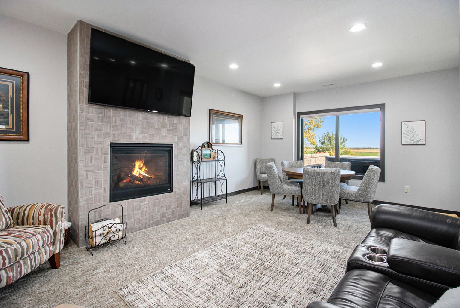 Brookings, South Dakota, 57006, United States, 4 Bedrooms Bedrooms, ,1 BathroomBathrooms,Residential,For Sale,1975642