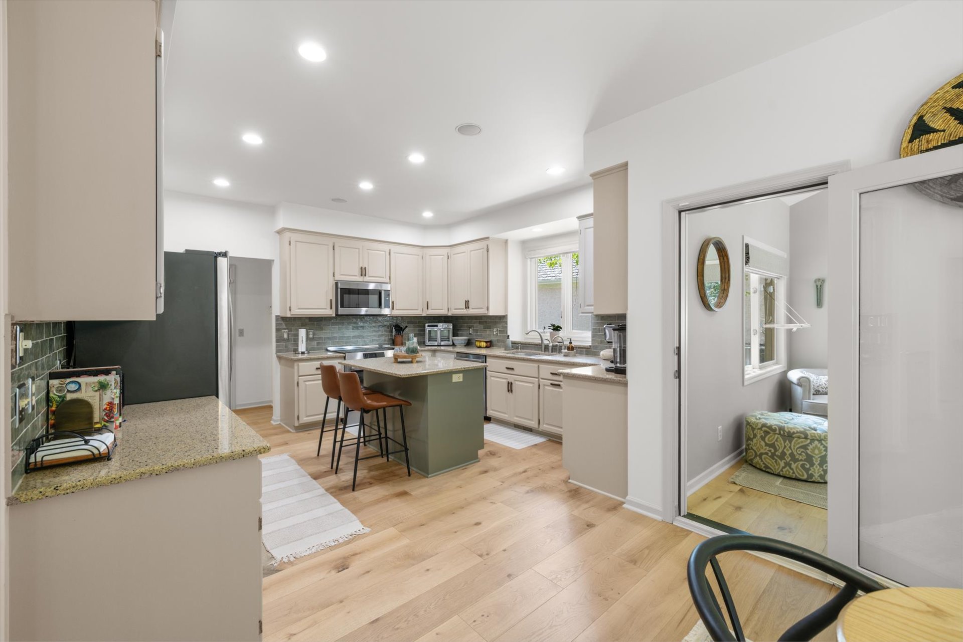  Exceptional Living in the Award Winning Wayzata District - 物件實景