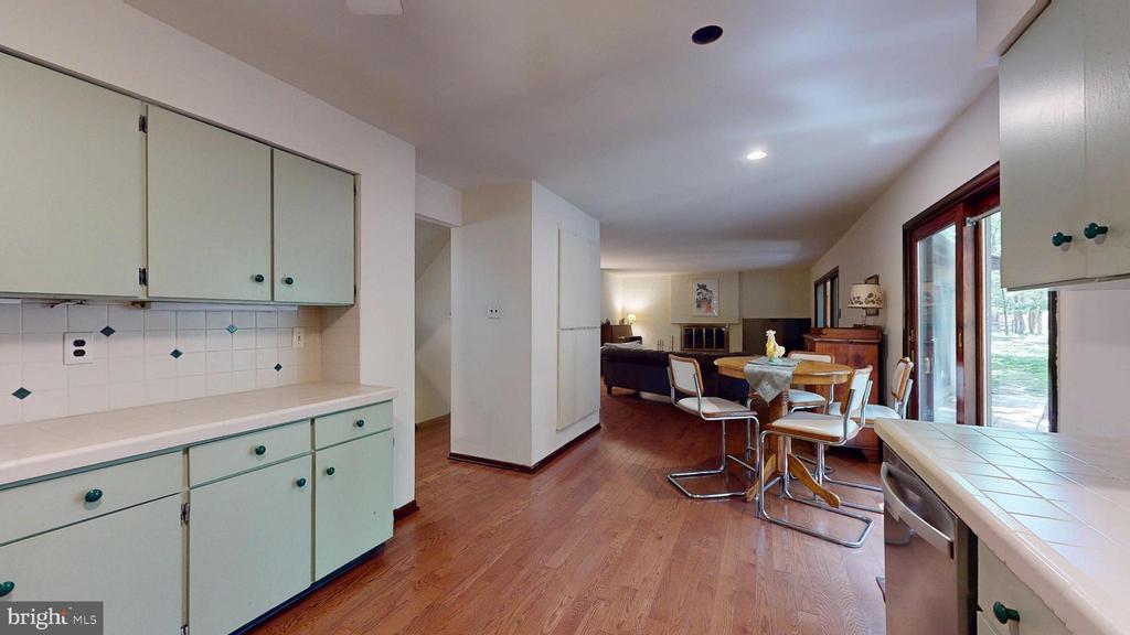 Medford, New Jersey, 08055, United States, 4 Bedrooms Bedrooms, ,4 BathroomsBathrooms,Residential,For Sale,1982582