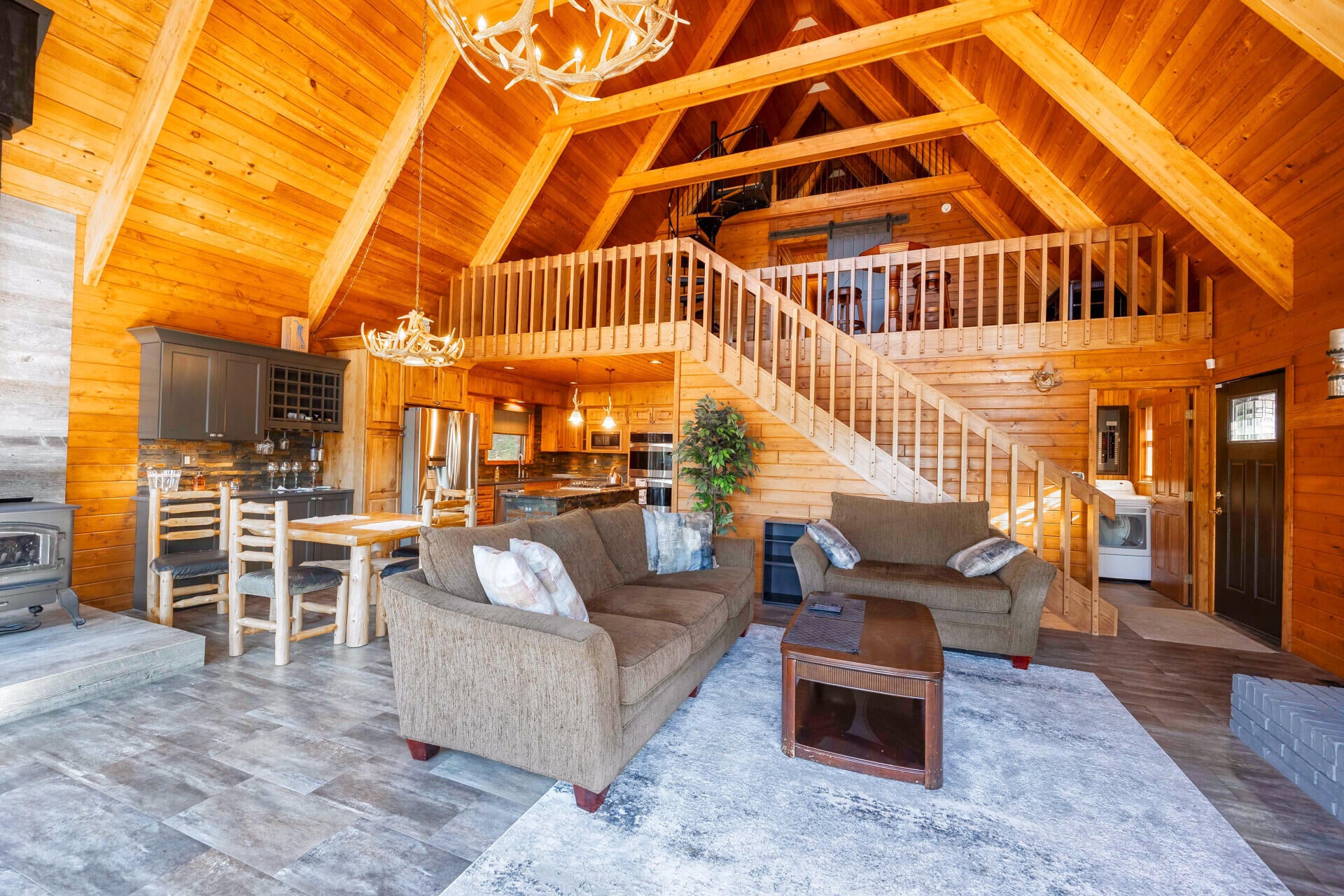 Brooklyn, Michigan, 49230, United States, 3 Bedrooms Bedrooms, ,3 BathroomsBathrooms,Residential,For Sale,1991046