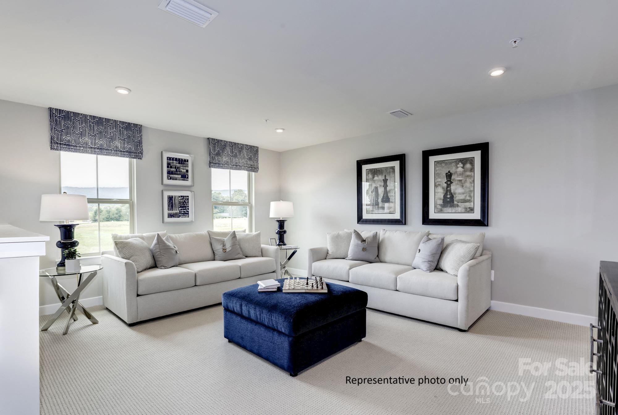 Indian Trail, North Carolina, 28079, United States, 3 Bedrooms Bedrooms, ,3 BathroomsBathrooms,Residential,For Sale,1982738