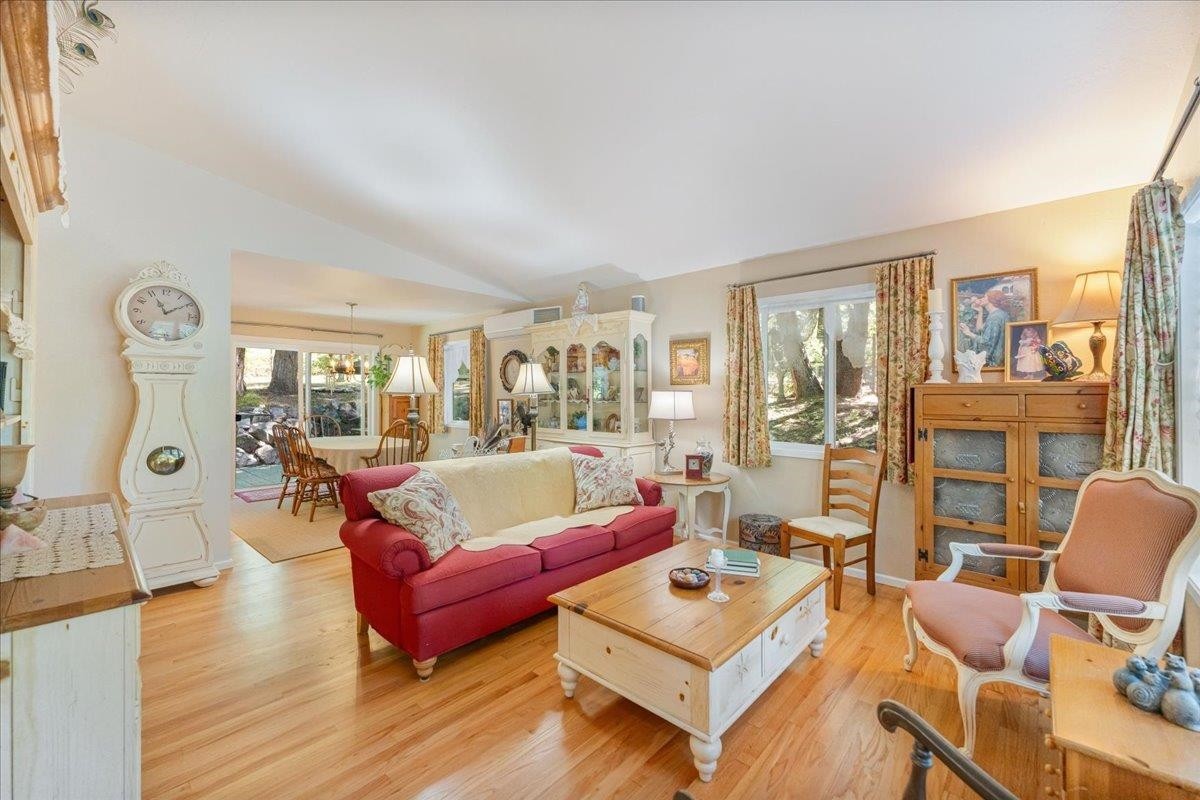 Mt Shasta, California, 96067-9161, United States, 3 Bedrooms Bedrooms, ,3 BathroomsBathrooms,Residential,For Sale,1928265