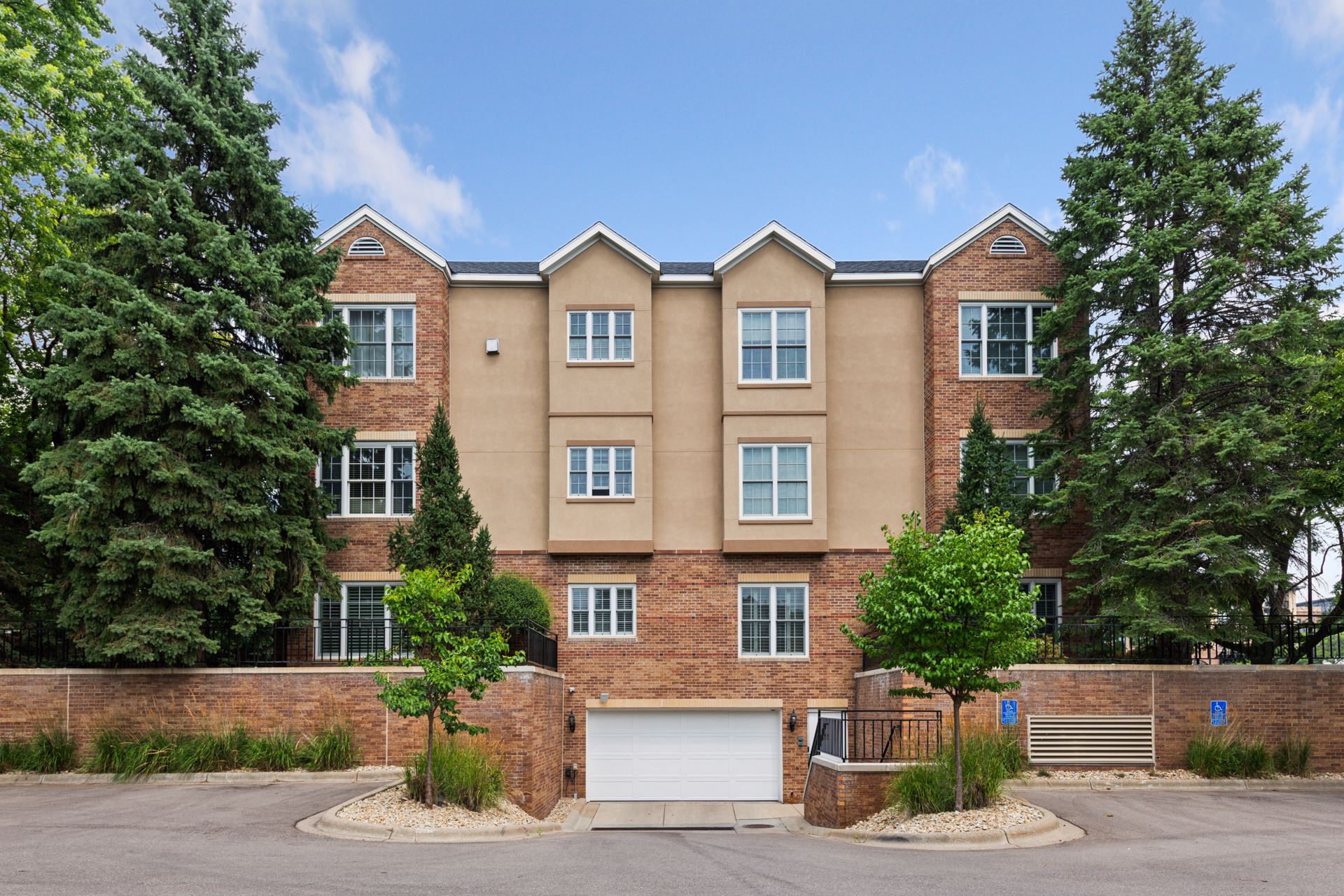  Luxury Condo in the Heart of Edina - 物件實景