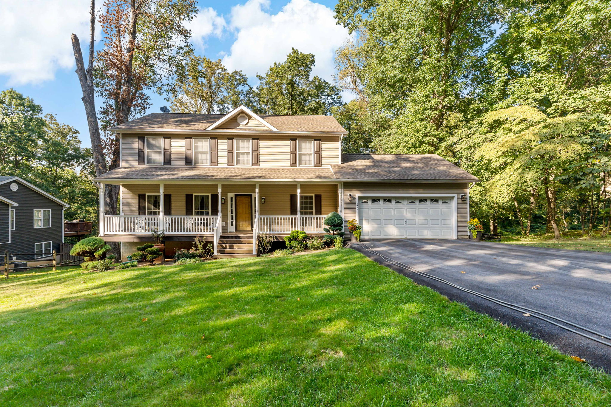 Harpers Ferry, West Virginia, 25425, United States, 4 Bedrooms Bedrooms, ,Residential,For Sale,1977354