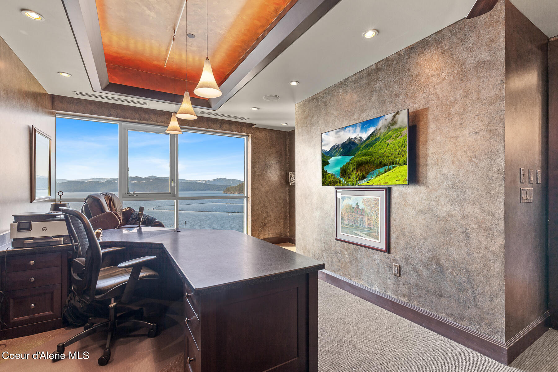 Coeur d'Alene, Idaho, 83814, United States, 4 Bedrooms Bedrooms, ,Residential,For Sale,2010702