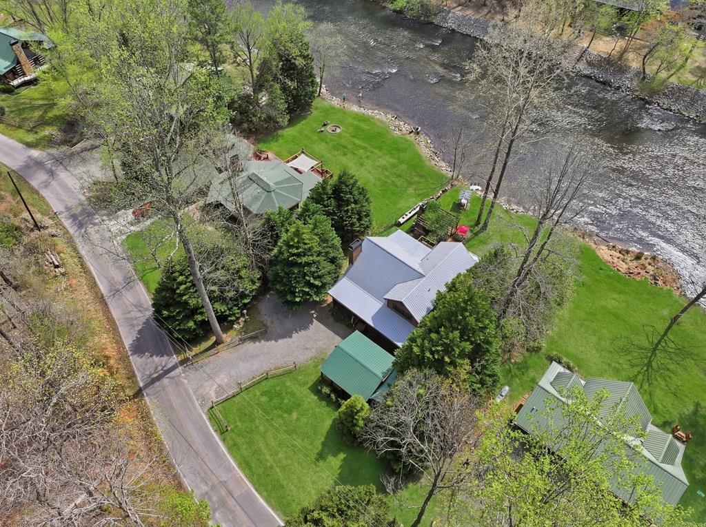 Ellijay, Georgia, 30540, United States, 3 Bedrooms Bedrooms, ,3 BathroomsBathrooms,Residential,For Sale,2034998