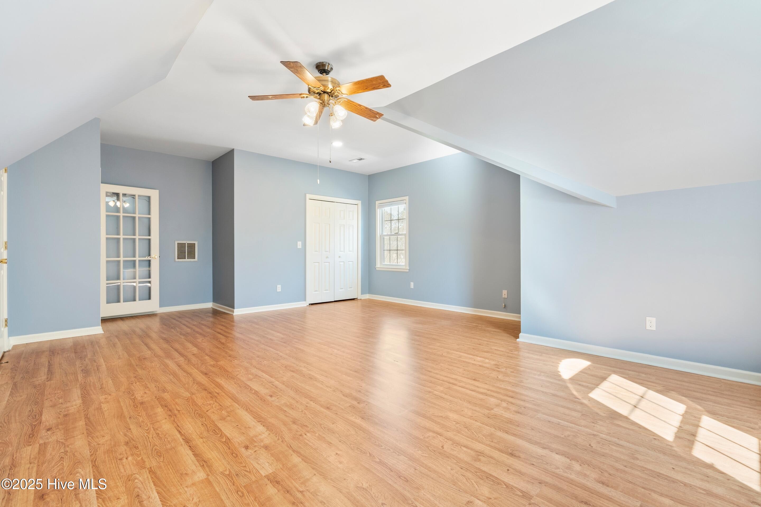 Wilmington, North Carolina, 28409, United States, 4 Bedrooms Bedrooms, ,3 BathroomsBathrooms,Residential,For Sale,1967637