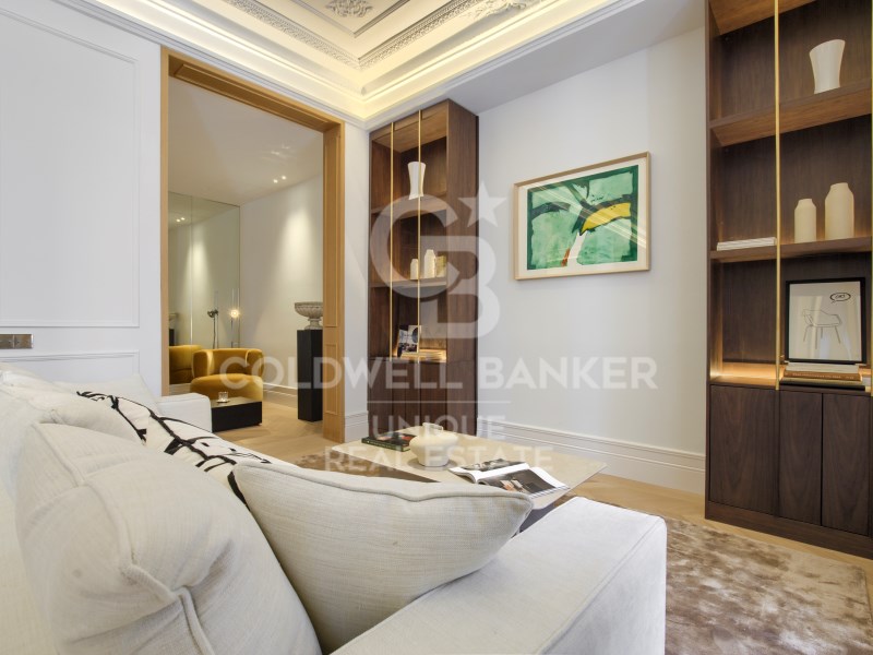 Madrid, Comunidad de Madrid, ES, 4 Bedrooms Bedrooms, ,5 BathroomsBathrooms,Residential,For Sale,1885233