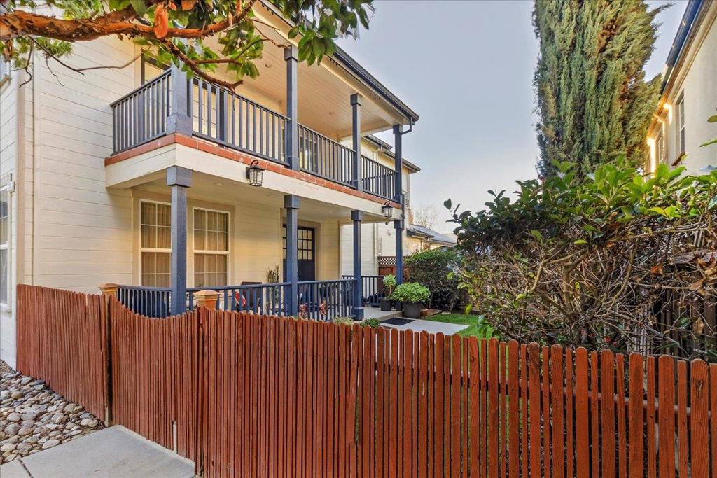 King City, California, 93930, United States, 4 Bedrooms Bedrooms, ,3 BathroomsBathrooms,Residential,For Sale,2010438