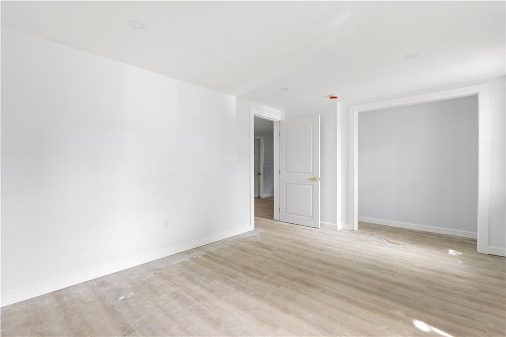 Cranston, Rhode Island, 02921, United States, 6 Bedrooms Bedrooms, ,2 BathroomsBathrooms,Residential,For Sale,2005214