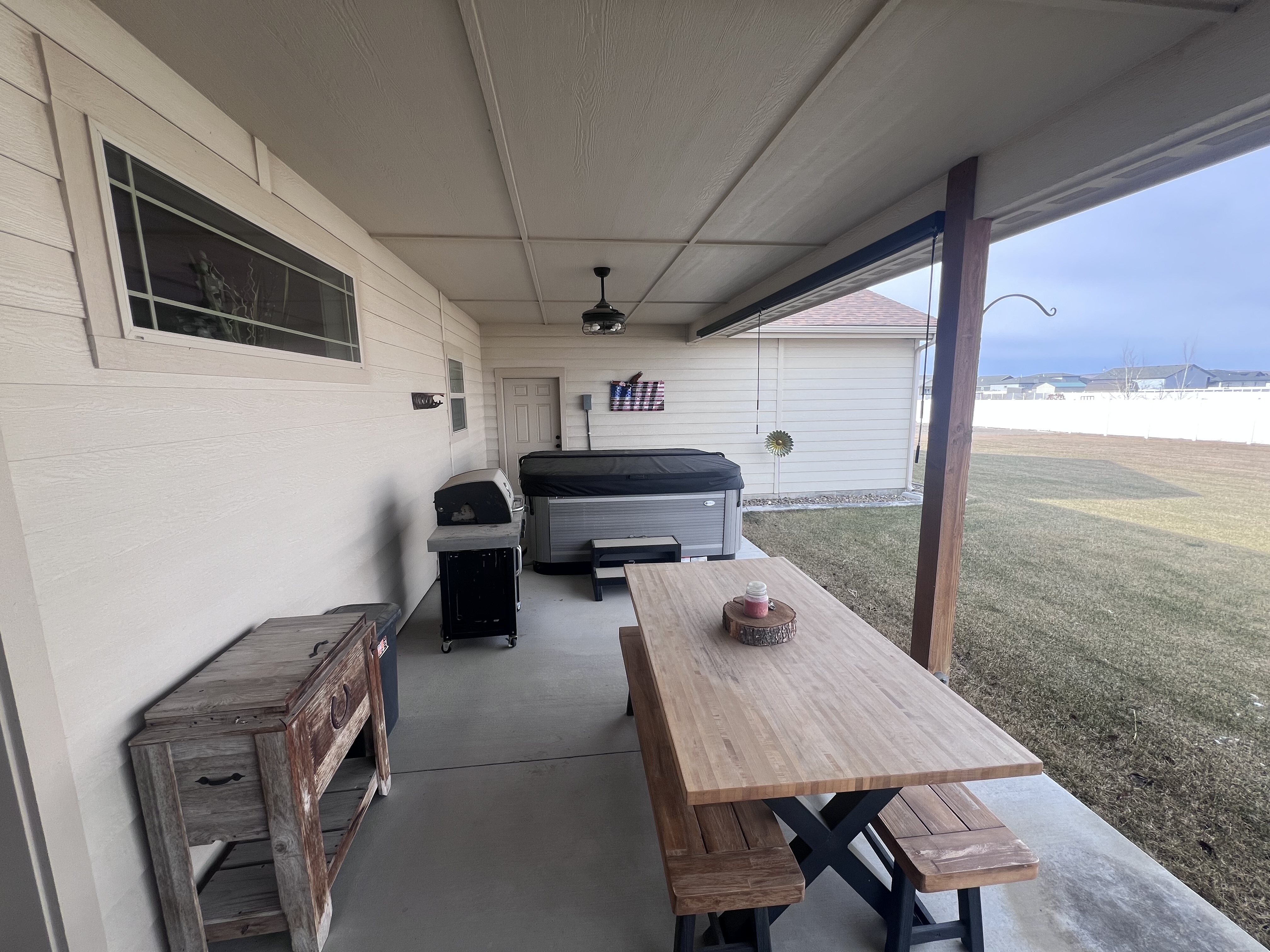 Mountain Home, Idaho, 83647, United States, 3 Bedrooms Bedrooms, ,2 BathroomsBathrooms,Residential,For Sale,2016051