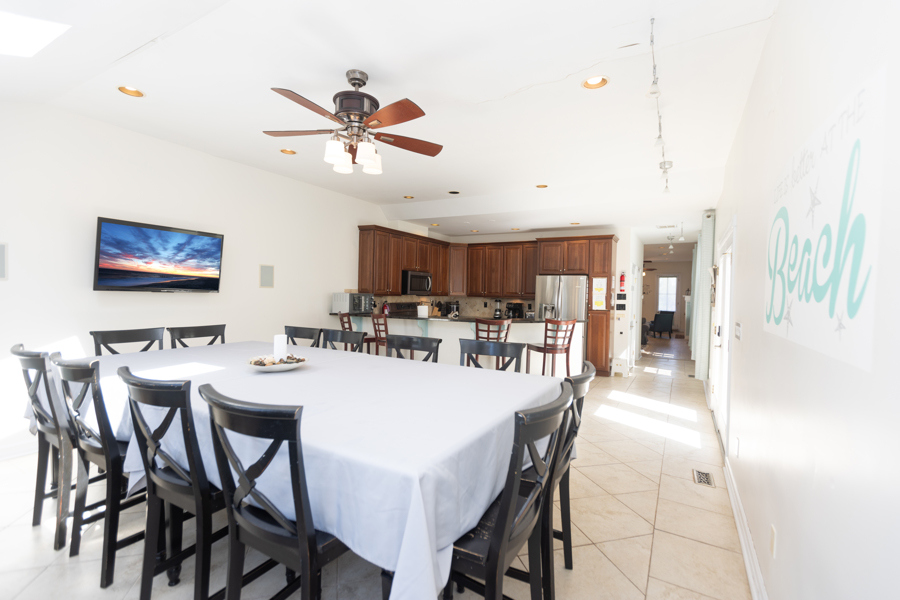 Cape May, New Jersey, 08204, United States, 6 Bedrooms Bedrooms, ,6 BathroomsBathrooms,Residential,For Sale,2006097