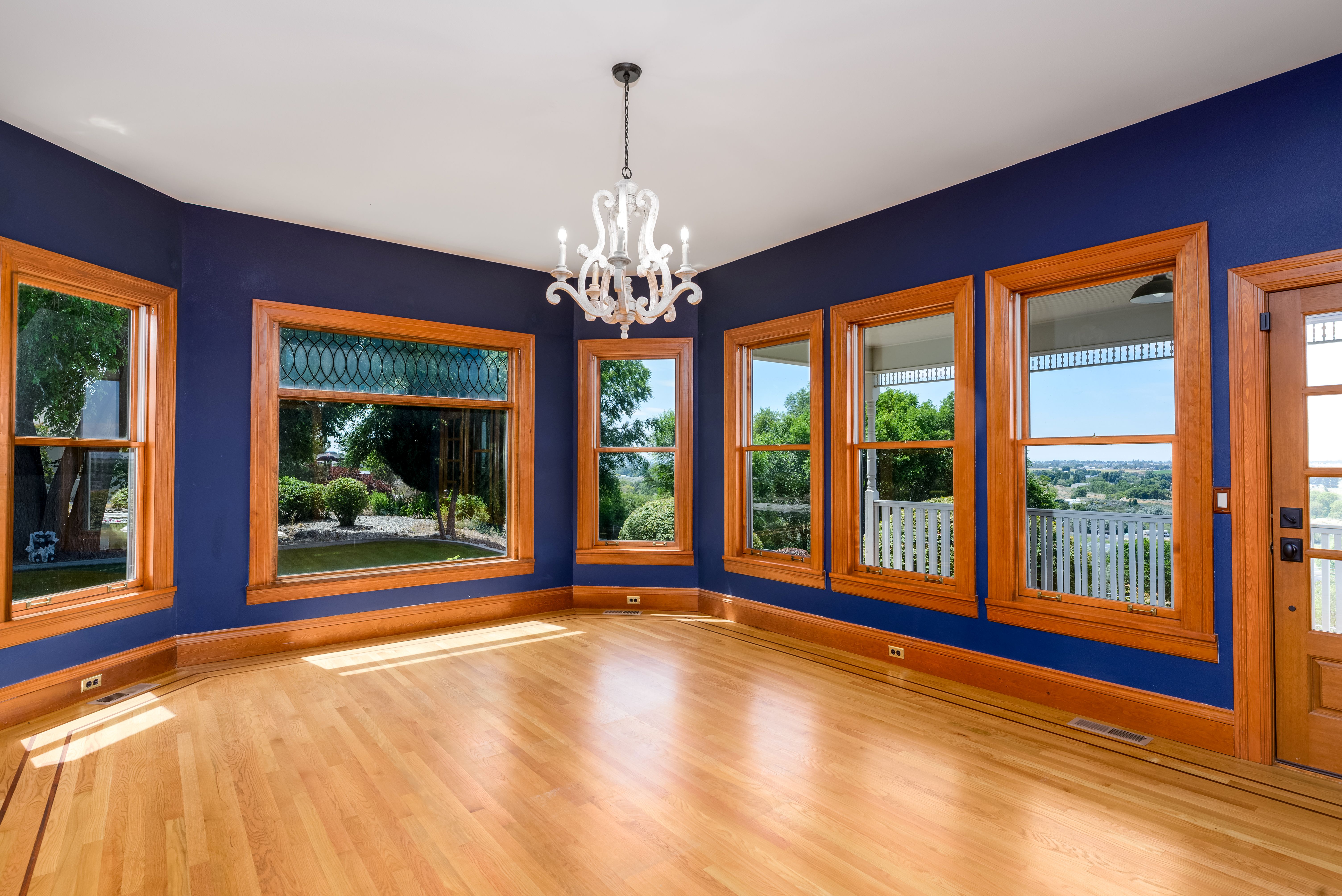 Moses Lake, Washington, 98837, United States, 3 Bedrooms Bedrooms, ,3 BathroomsBathrooms,Residential,For Sale,1980508