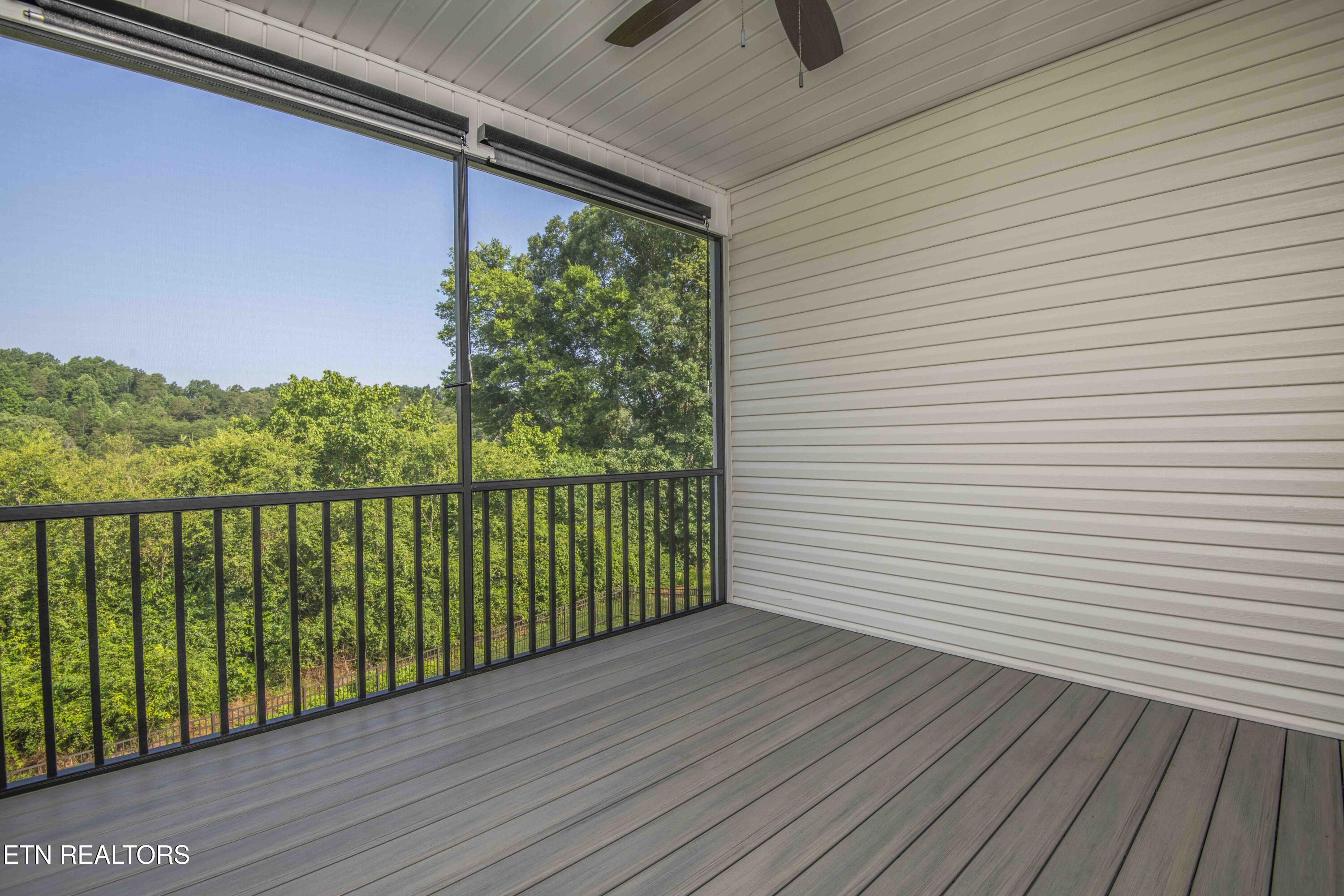 Loudon, Tennessee, 37774, United States, 3 Bedrooms Bedrooms, ,2 BathroomsBathrooms,Residential,For Sale,1879743