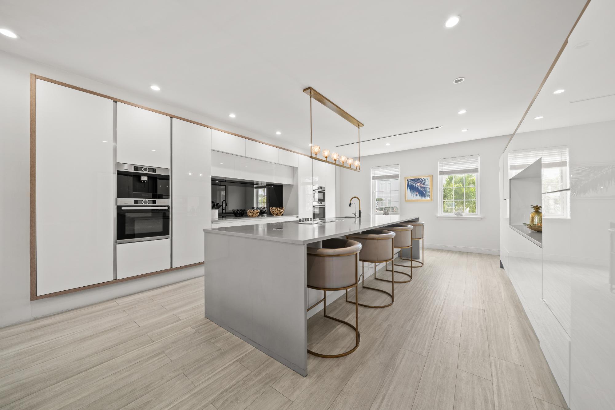 Palm Cay, Nassau / New Providence, New Providence, BS, 5 Bedrooms Bedrooms, ,5 BathroomsBathrooms,Residential,For Sale,1991755