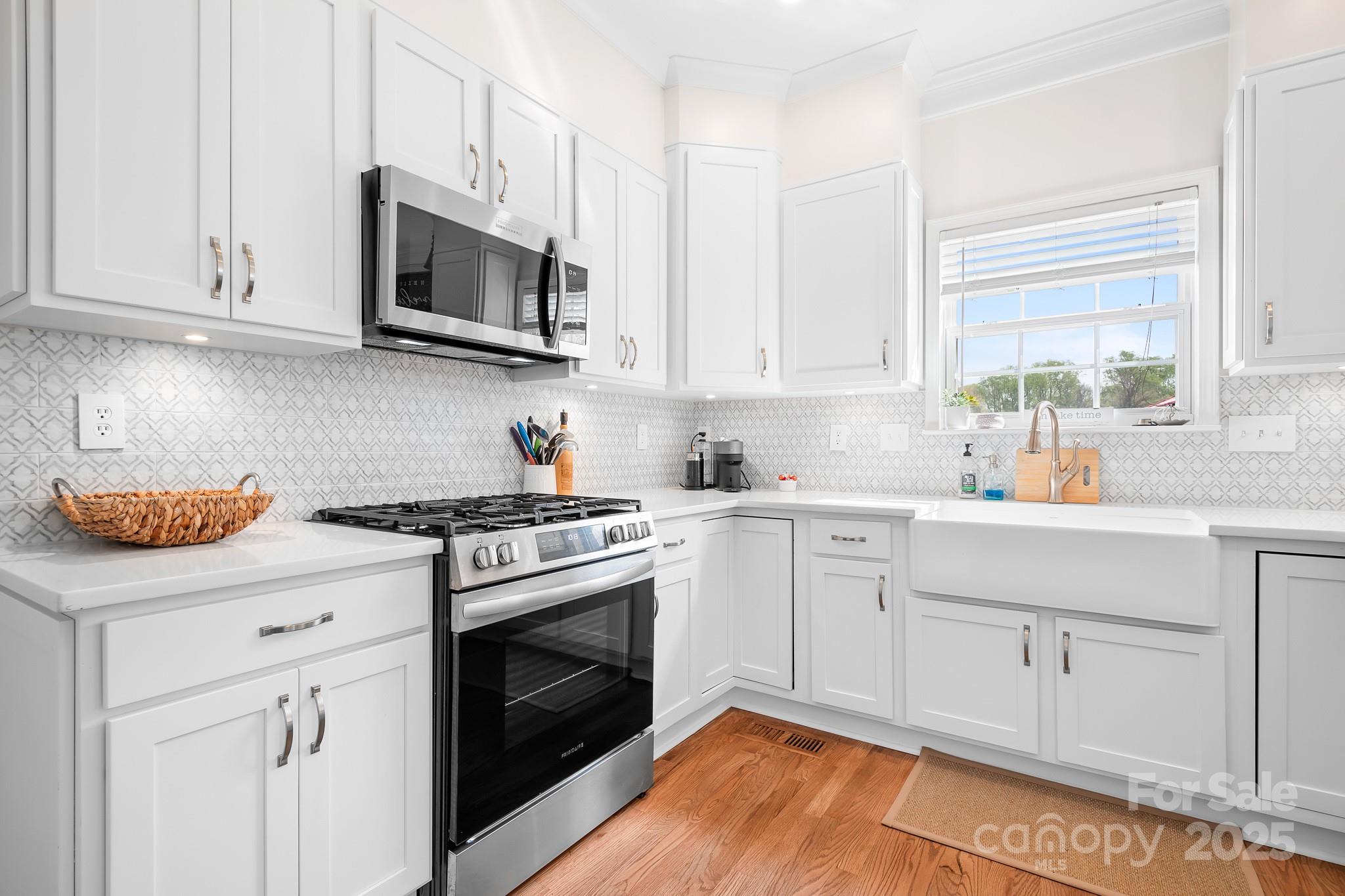Mooresville, North Carolina, 28117, United States, 4 Bedrooms Bedrooms, ,3 BathroomsBathrooms,Residential,For Sale,1766342
