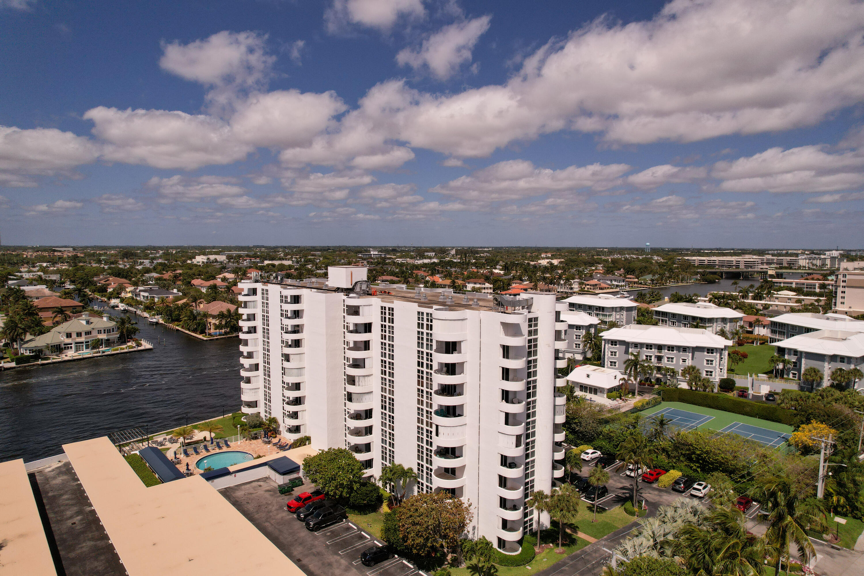 Delray Beach, Florida, 33483, United States, 2 Bedrooms Bedrooms, ,2 BathroomsBathrooms,Residential,For Sale,1826520