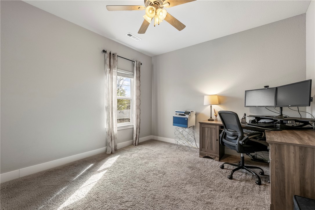 Fayetteville, Arkansas, 72701, United States, 4 Bedrooms Bedrooms, ,4 BathroomsBathrooms,Residential,For Sale,1895479