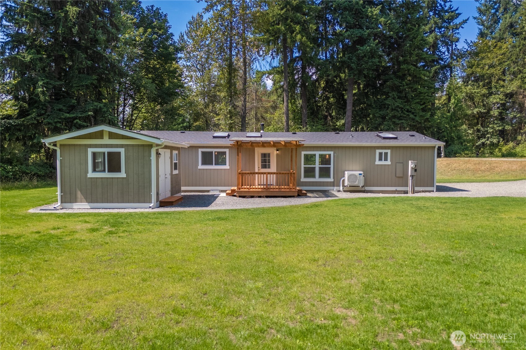 Carnation, Washington, 98014, United States, 3 Bedrooms Bedrooms, ,2 BathroomsBathrooms,Residential,For Sale,1916137