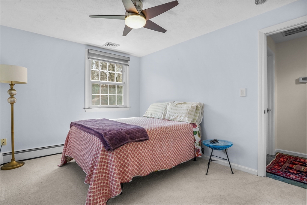 Burlington, Massachusetts, 01803, United States, 3 Bedrooms Bedrooms, ,2 BathroomsBathrooms,Residential,For Sale,2039576