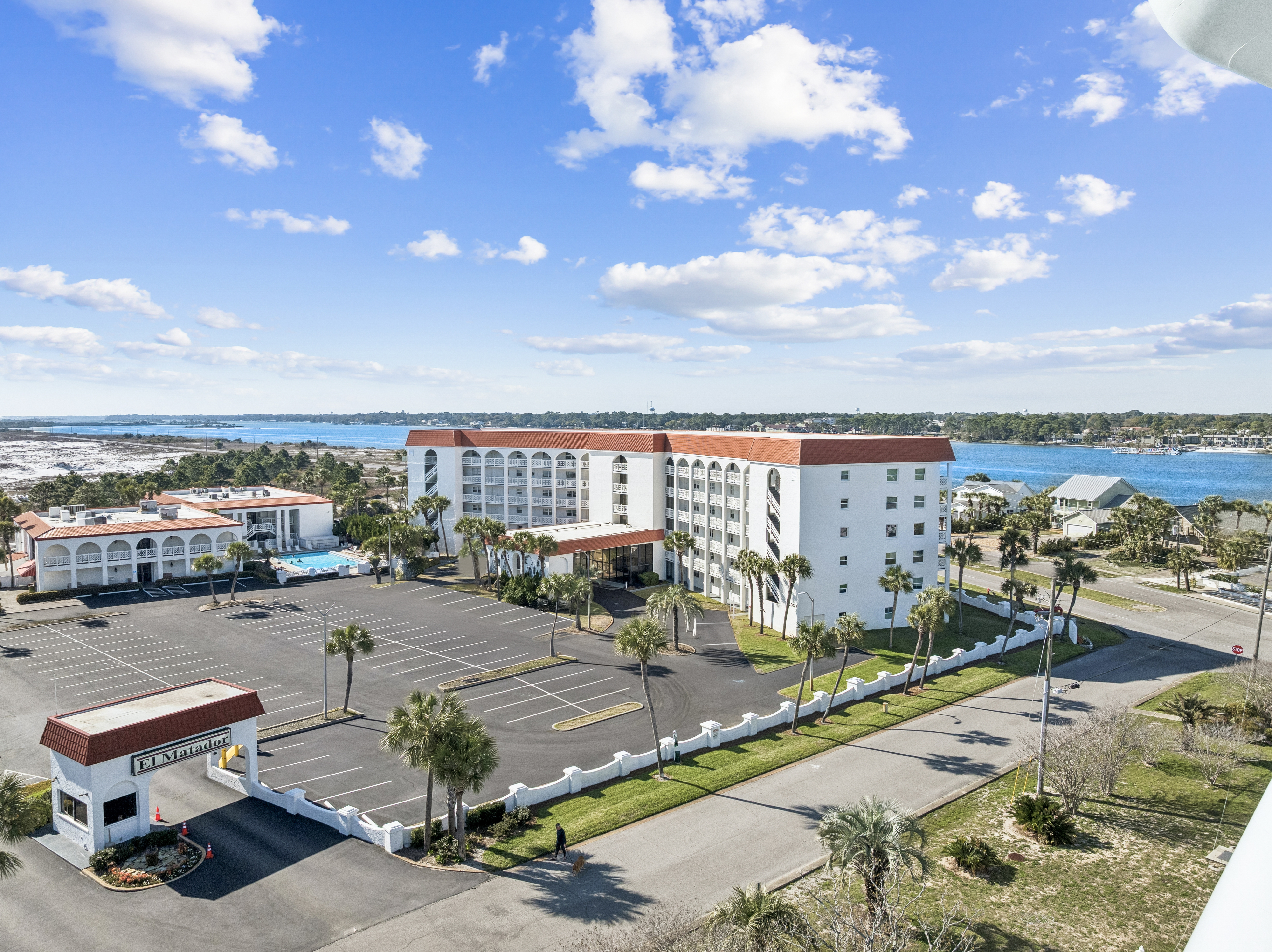  Updated Coastal Condo With Gulf Access And Resort Amenities - 物件實景