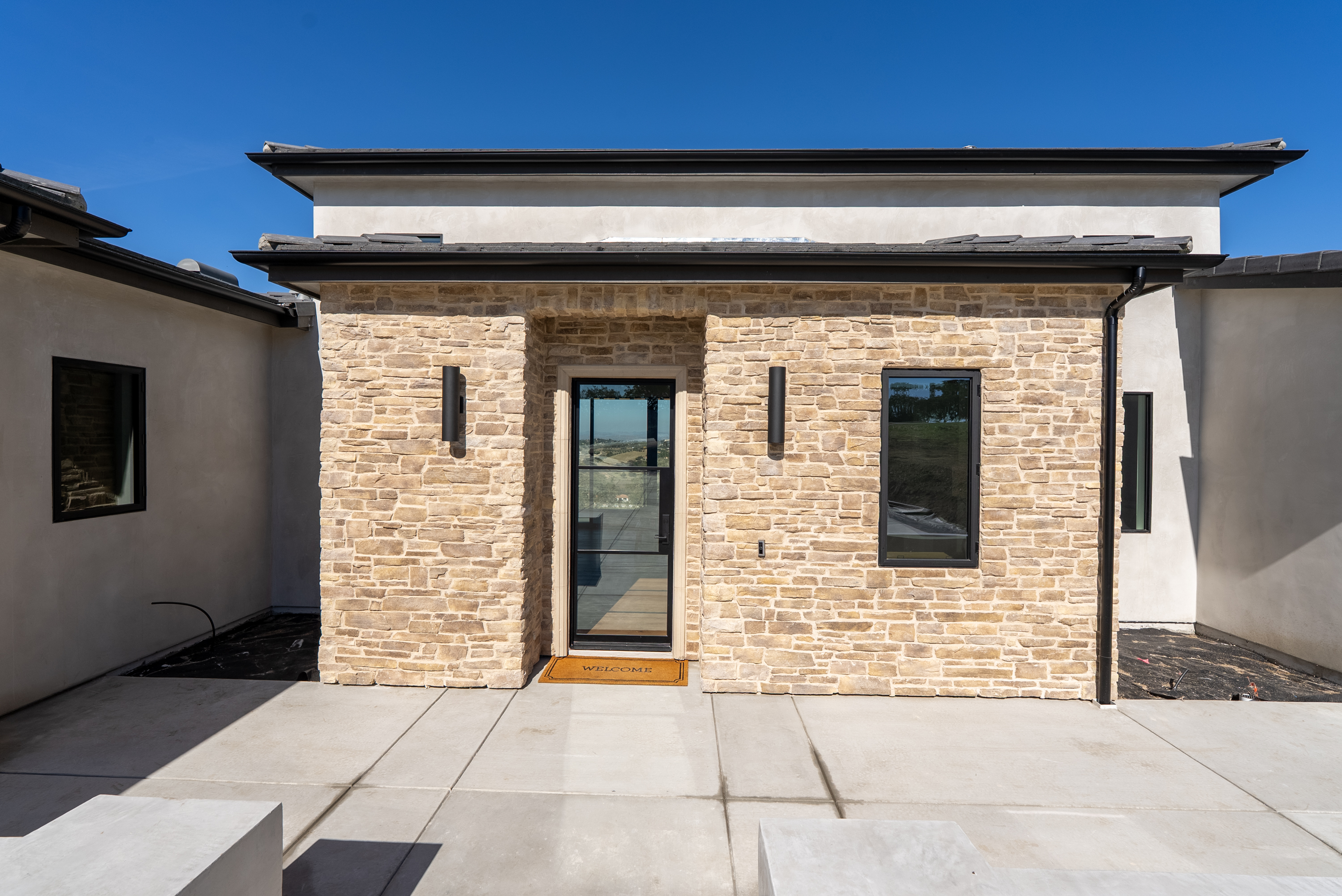  2220 Battering Rock - 物件實景