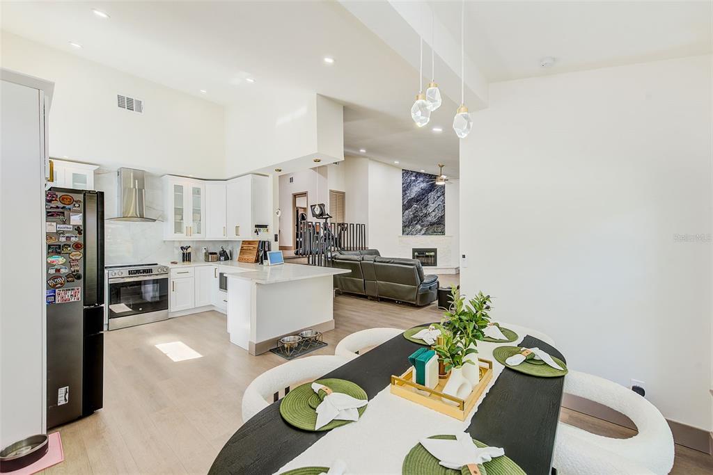 Largo, Florida, 33771, United States, 3 Bedrooms Bedrooms, ,2 BathroomsBathrooms,Residential,For Sale,1991349