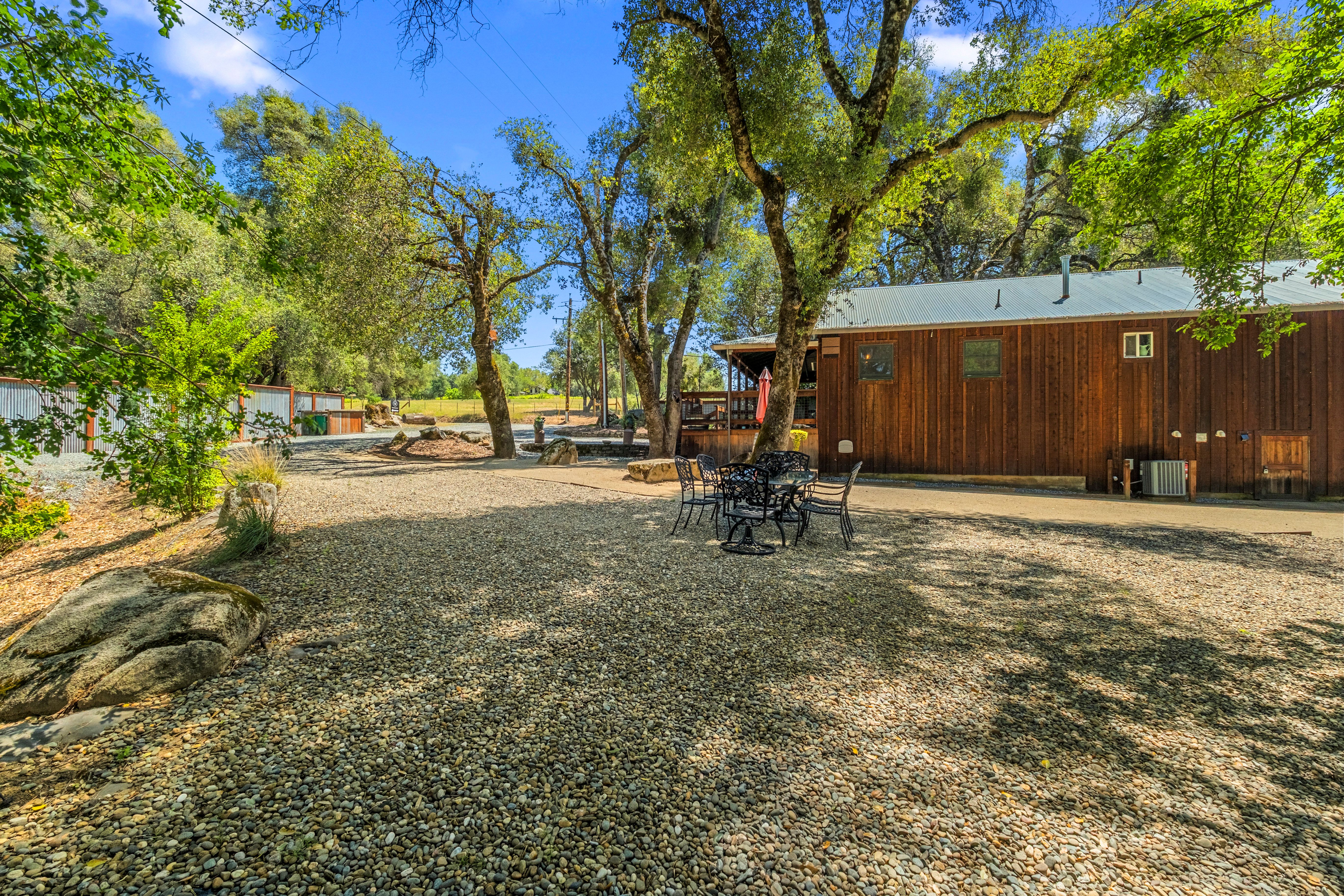  7401 Fairplay Road, Somerset, CA 95684 - 物件實景