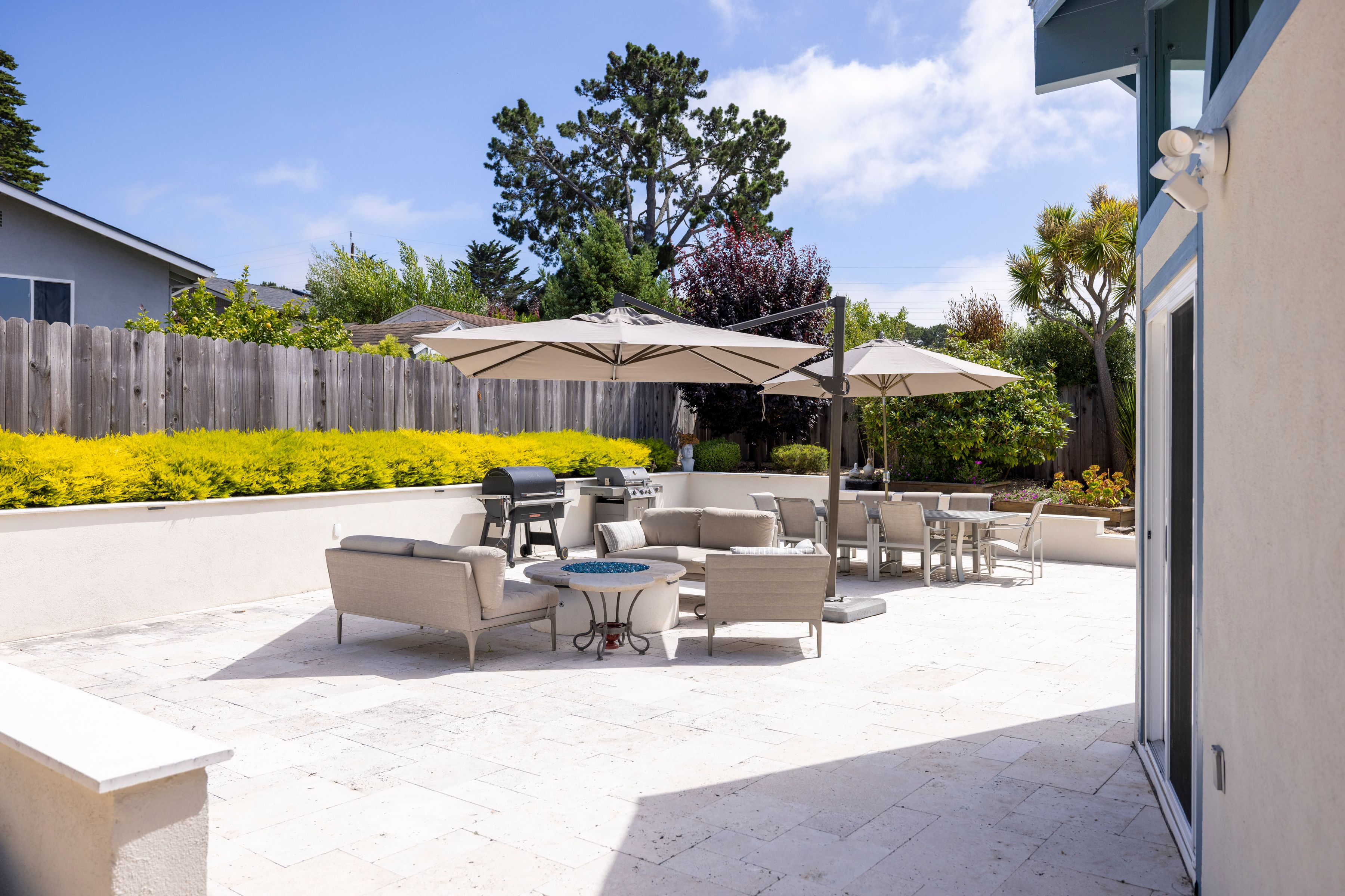  2110 Messina Place, Monterey - 物件實景