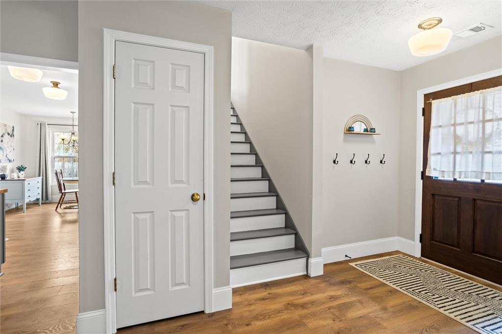 Dacula, Georgia, 30019, United States, 5 Bedrooms Bedrooms, ,4 BathroomsBathrooms,Residential,For Sale,1990423