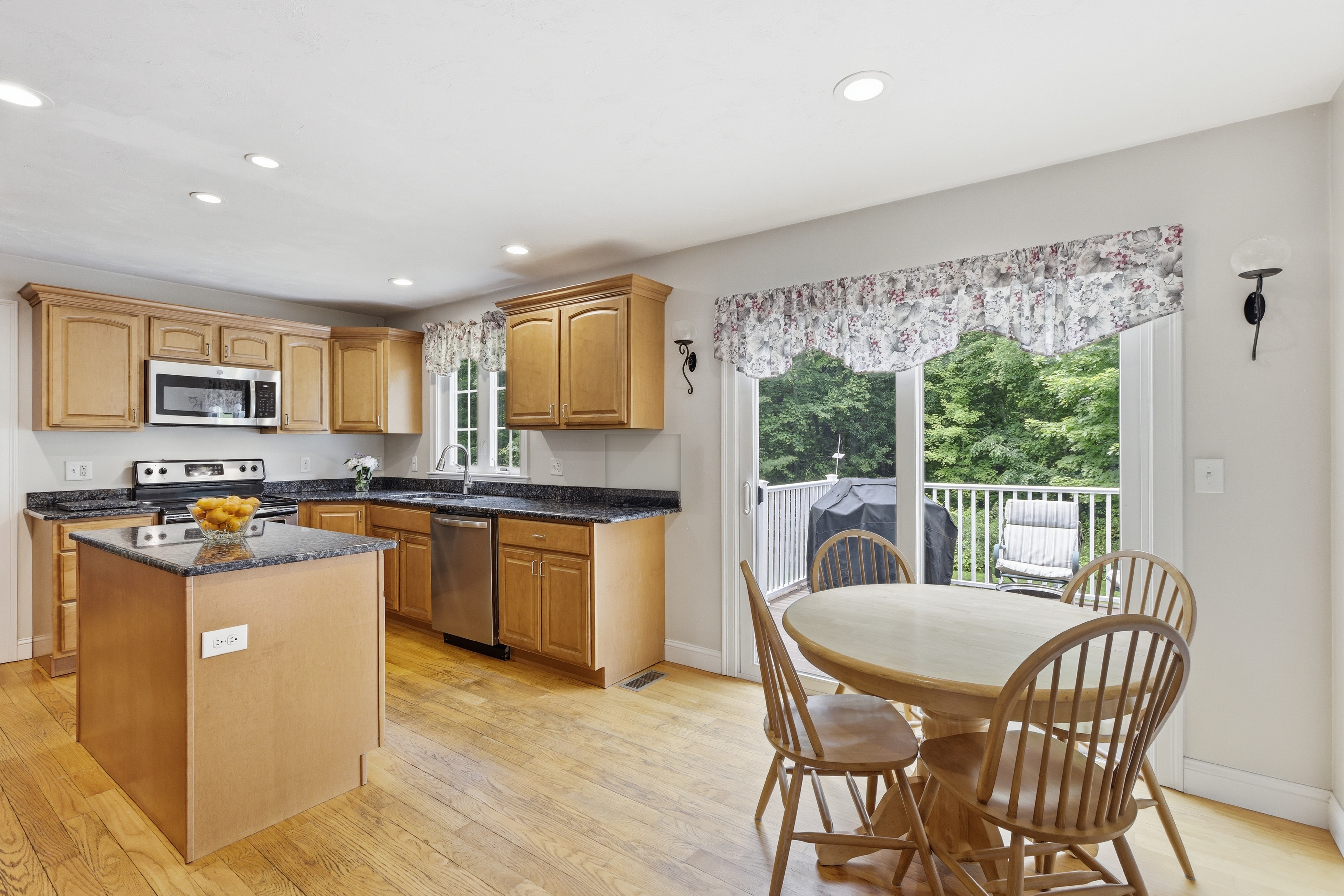  61 Whitney Street, Northborough, MA 01532 - 物件實景