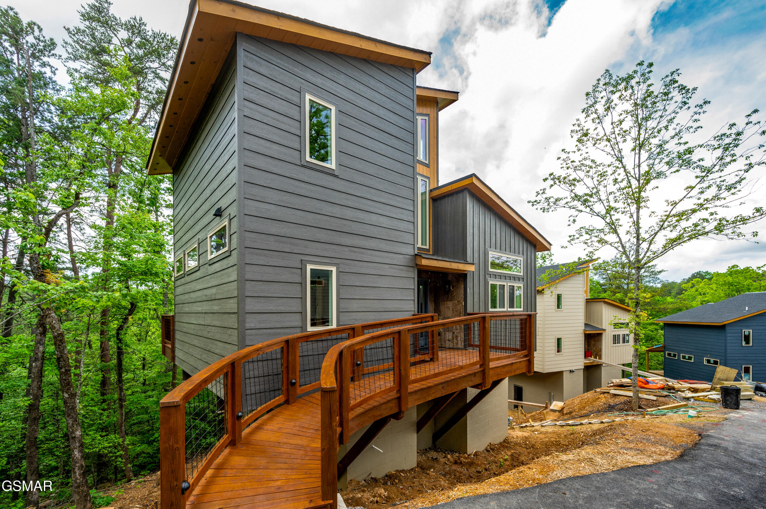 Pigeon Forge, Tennessee, 37863, United States, 2 Bedrooms Bedrooms, ,2 BathroomsBathrooms,Residential,For Sale,1872130