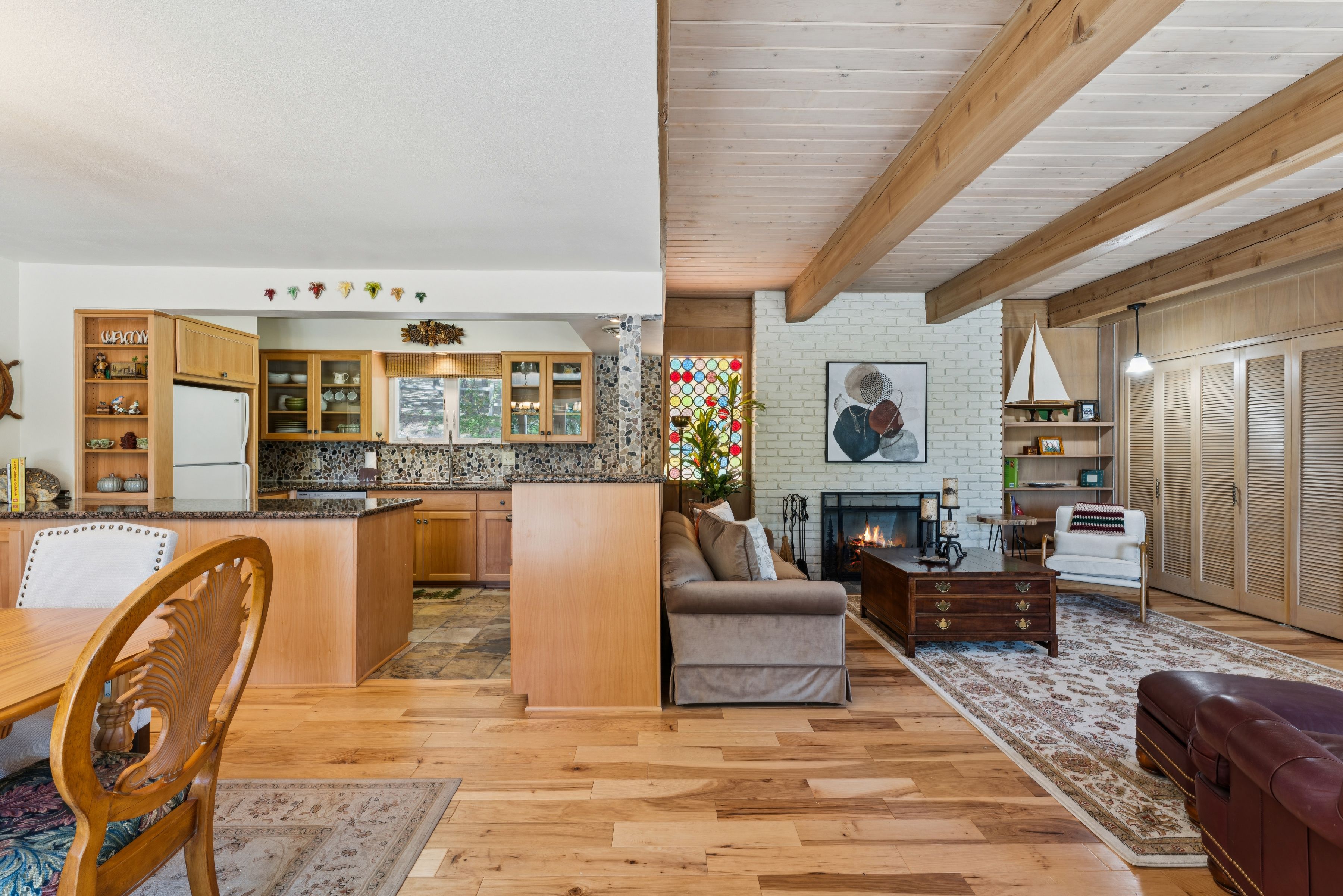  27711 Hamiltair Drive, Lake Arrowhead, CA 92352 - 物件實景